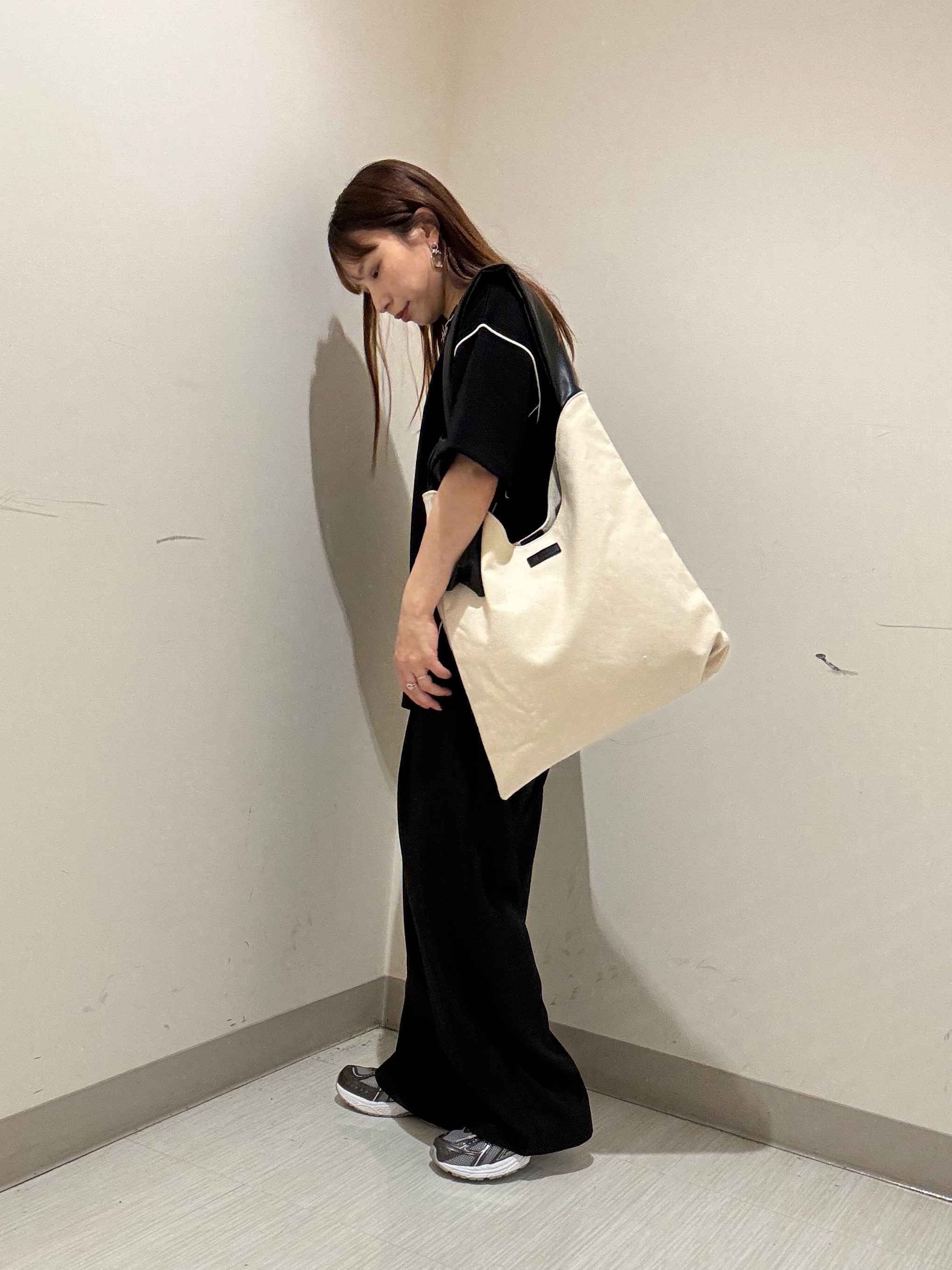 S.A.Oさんの「tk.TAKEO KIKUCHI｜パイピングカットソー」を使ったコーディネート