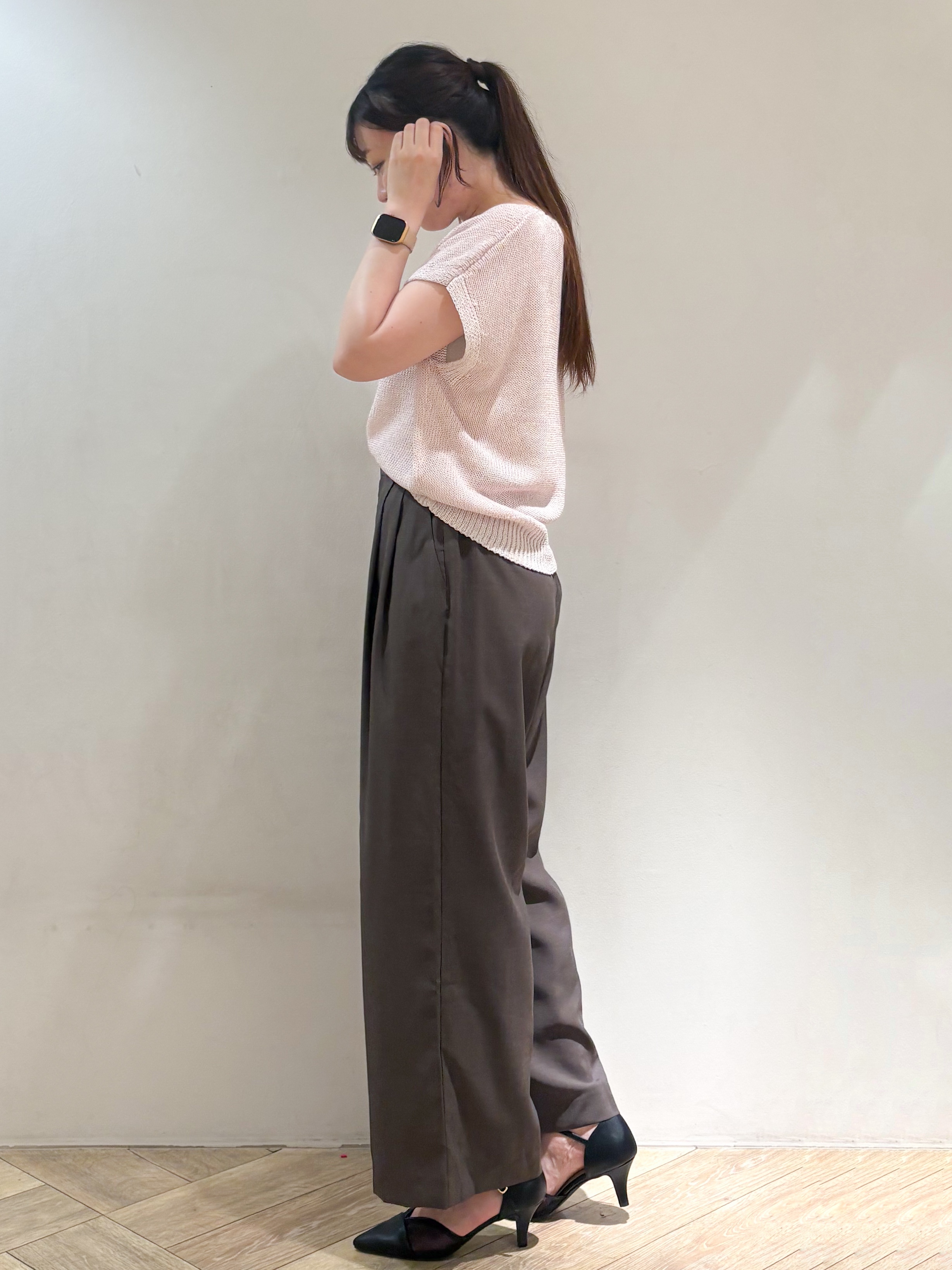 sayaさんの「index｜ラメメッシュ フレンチスリーブニット【洗濯機OK】」を使ったコーディネート