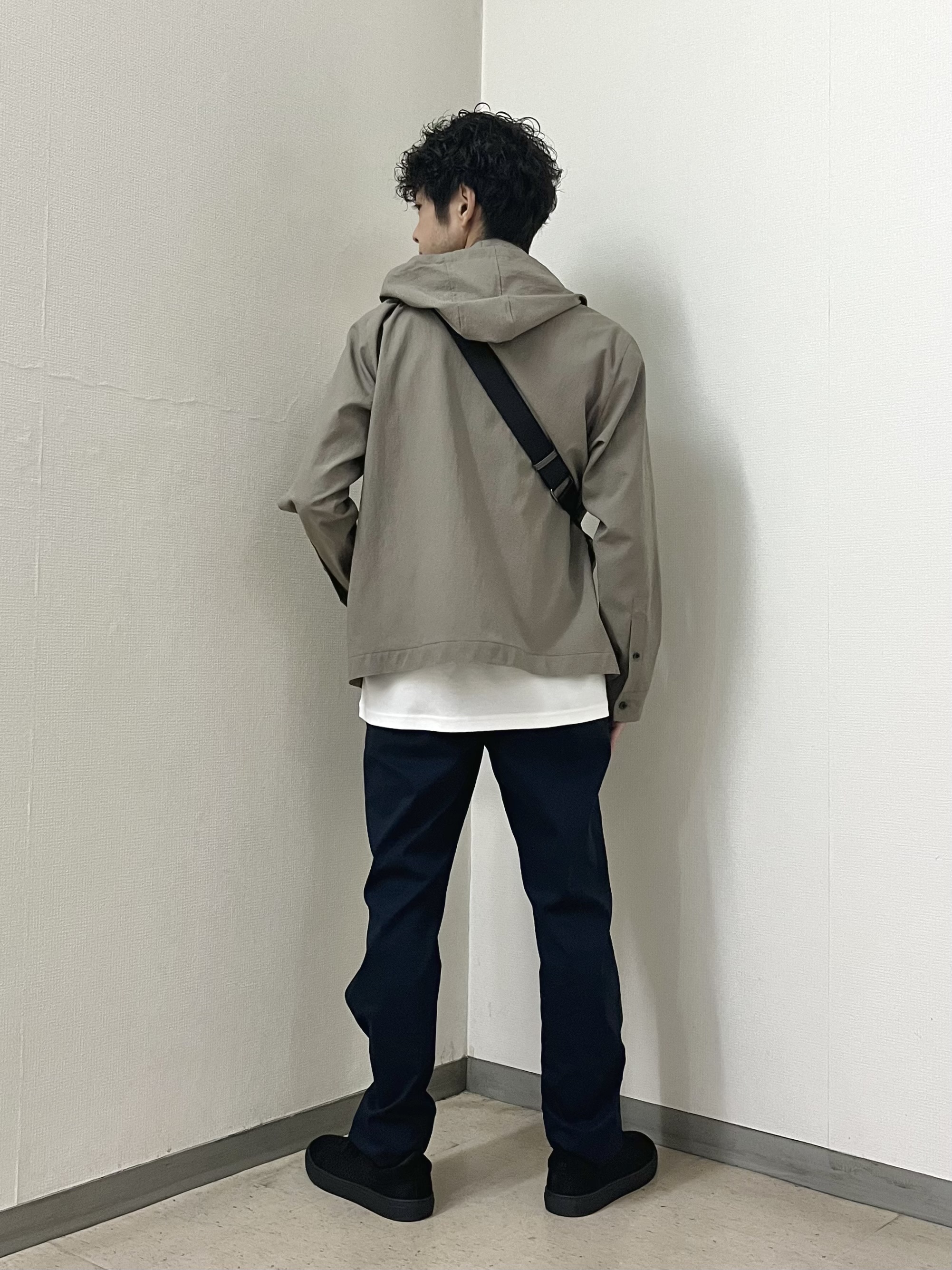 URAさんの「TAKEO KIKUCHI｜【撥水・洗える・シワになりにくい】 リランチェ（R） フードブルゾン」を使ったコーディネート