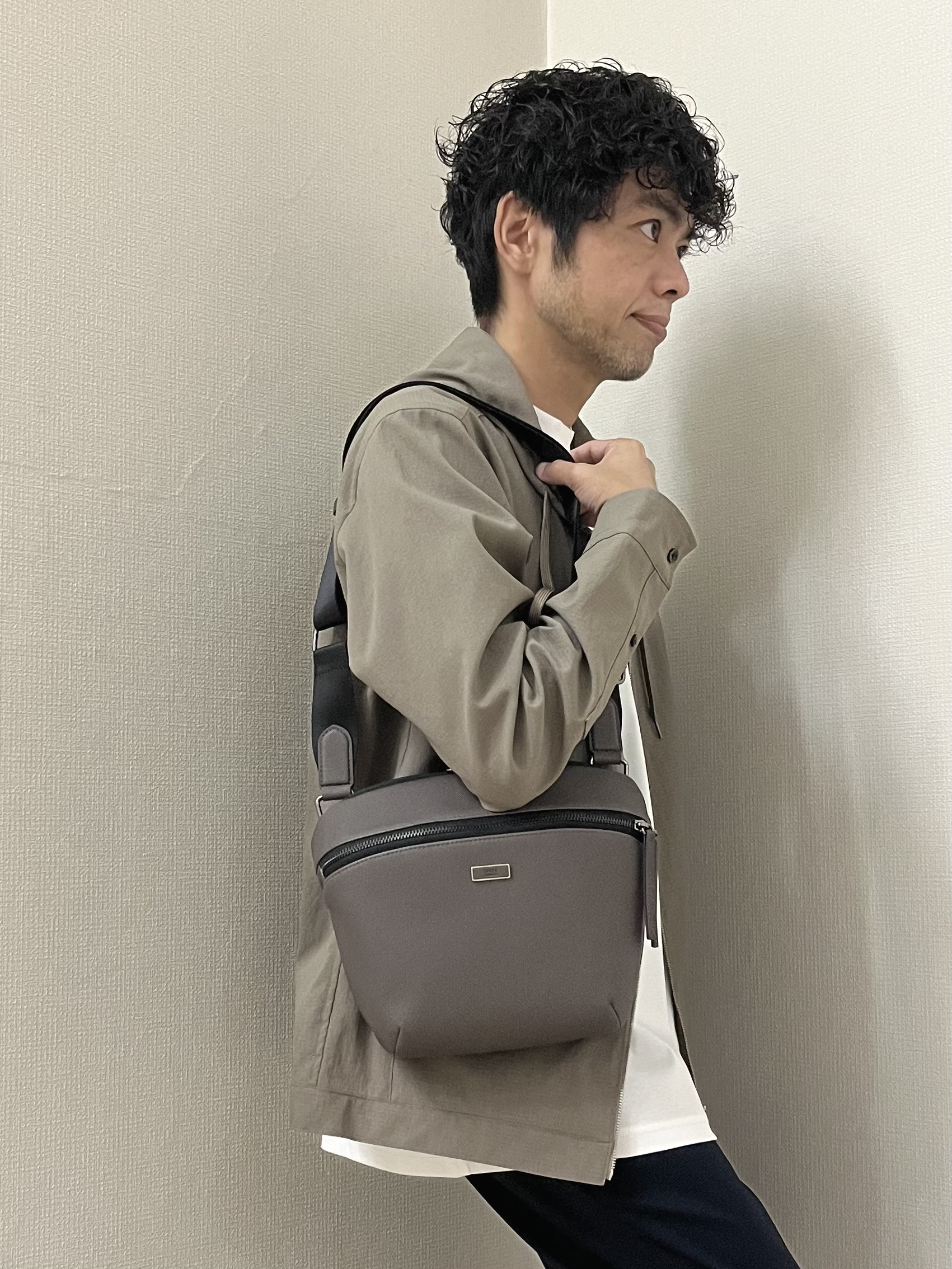 URAさんの「TAKEO KIKUCHI｜【撥水・洗える・シワになりにくい】 リランチェ（R） フードブルゾン」を使ったコーディネート