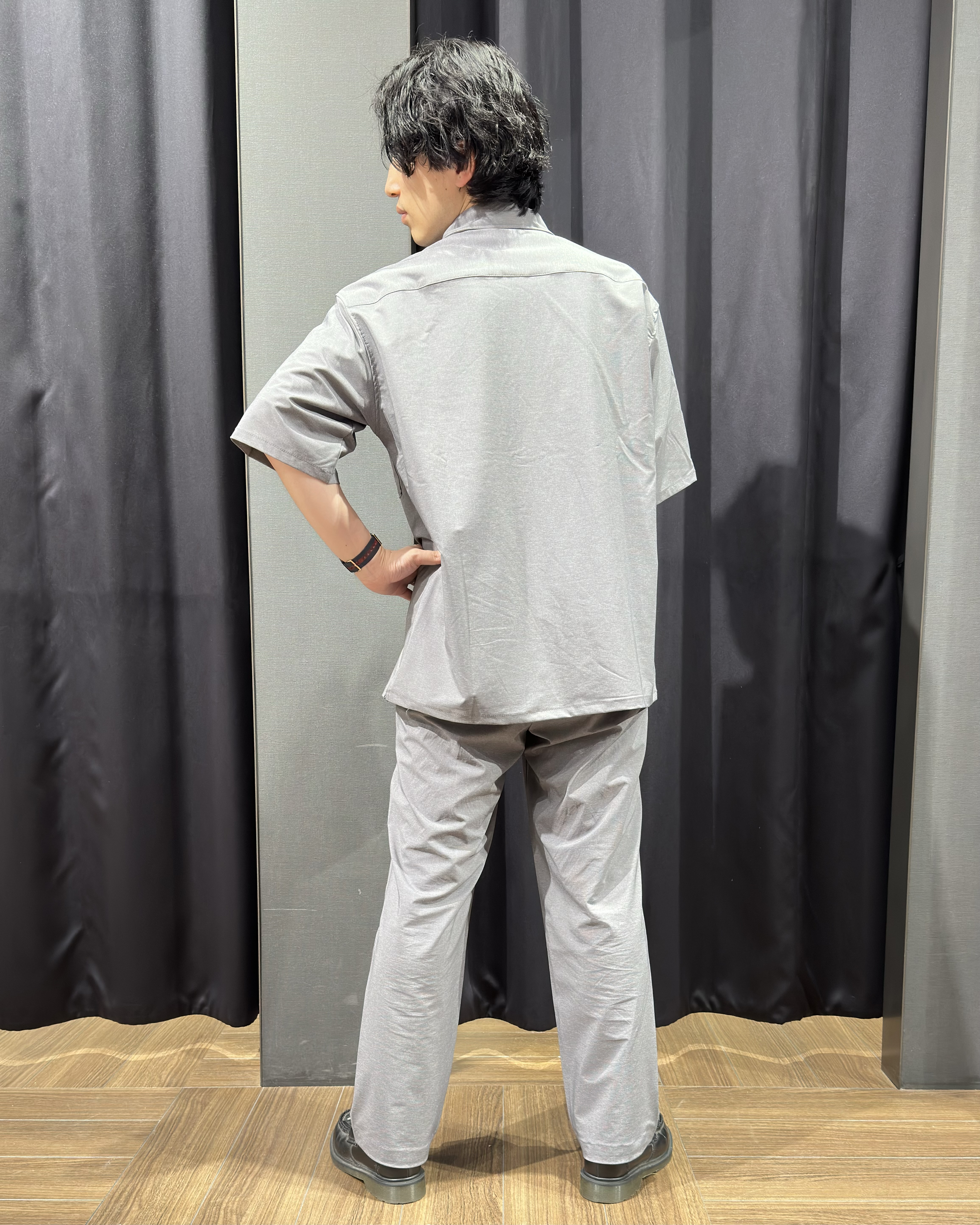 tomoyaさんの「THE SHOP TK｜クールウェザー 半袖シャツ 接触冷感／洗濯機OK／セットアップ可」を使ったコーディネート