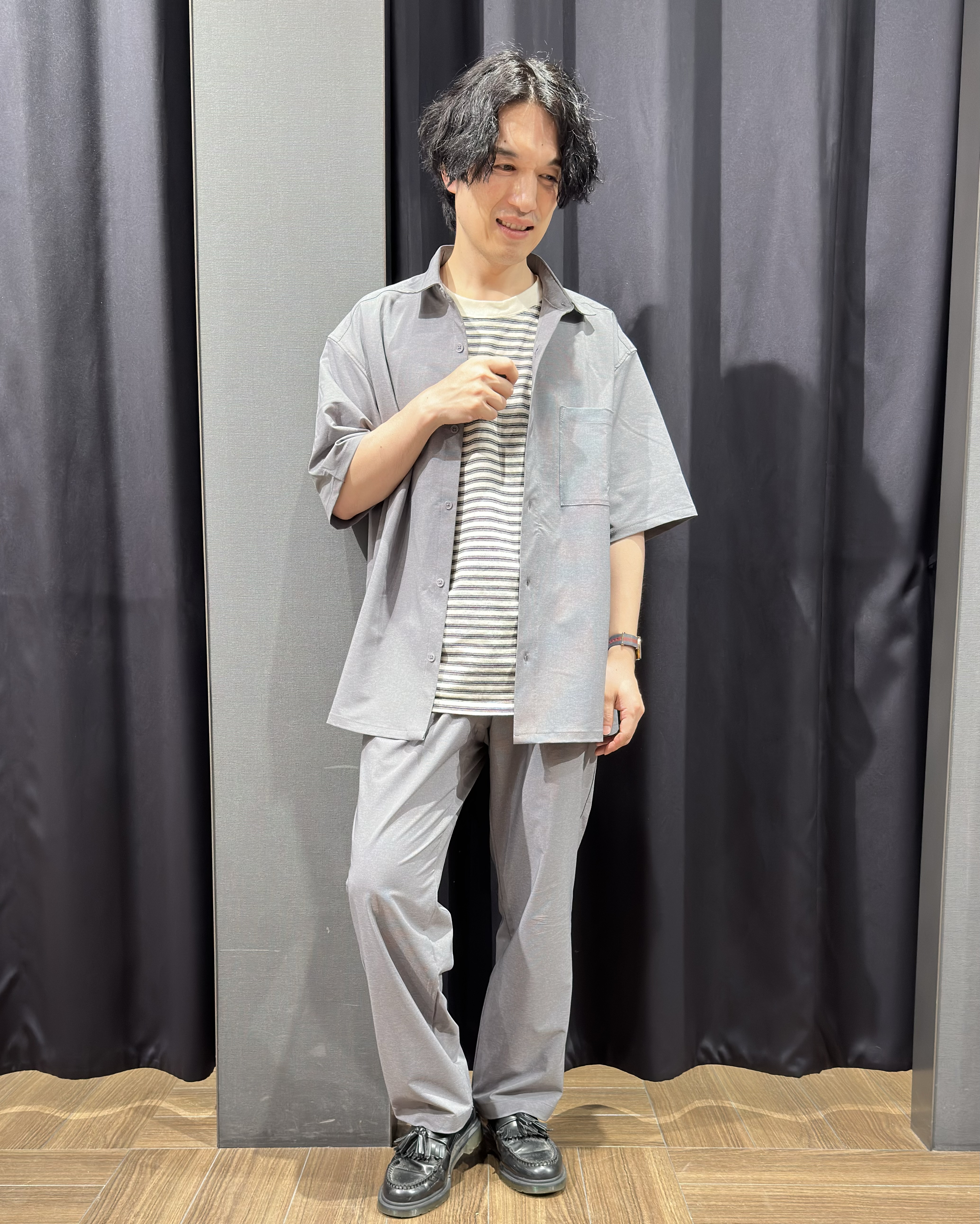 tomoyaさんの「THE SHOP TK｜クールウェザー 半袖シャツ 接触冷感／洗濯機OK／セットアップ可」を使ったコーディネート