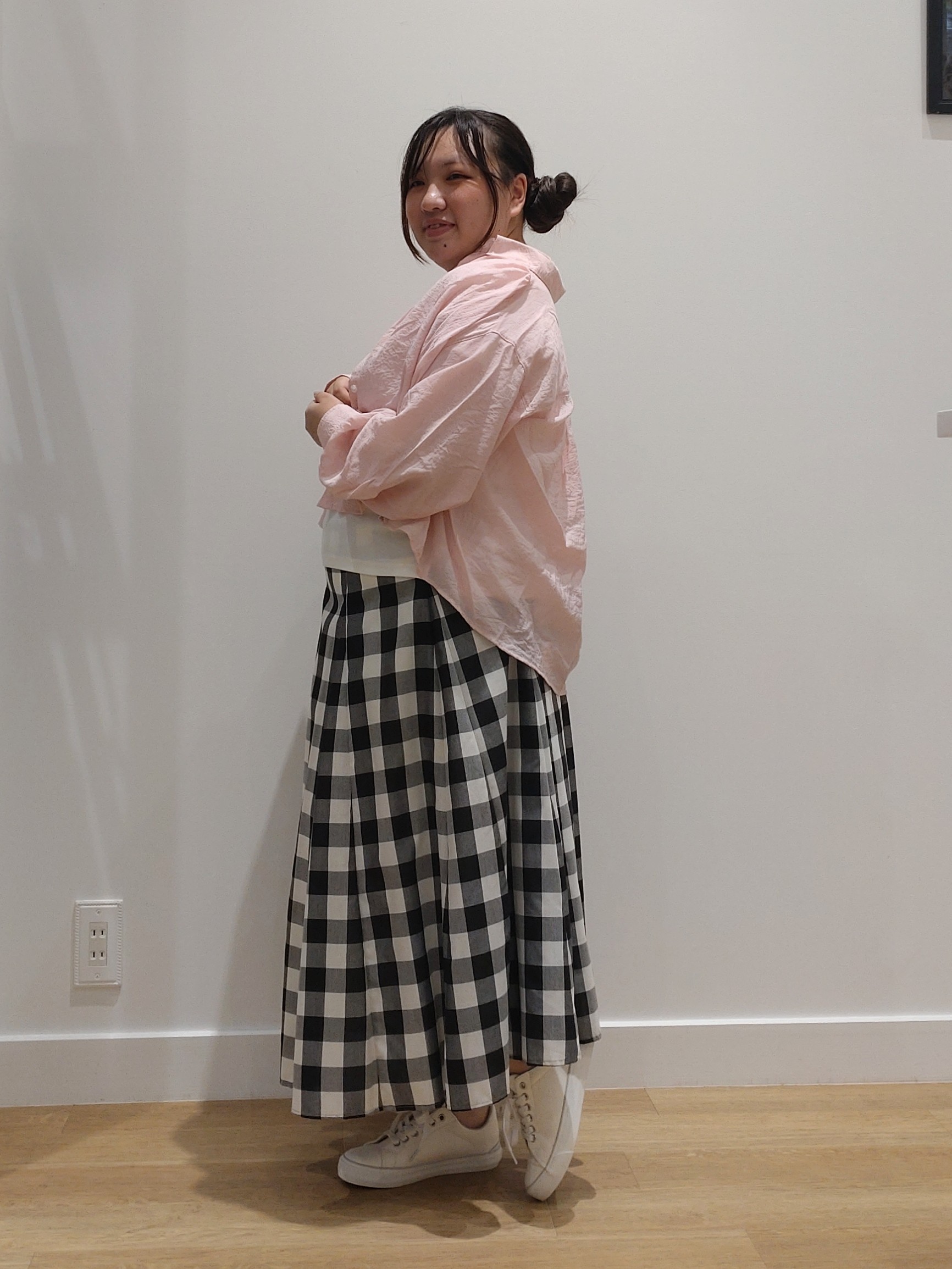 yuzuhaさんの「Dessin｜エアリーシアーブラウス」を使ったコーディネート