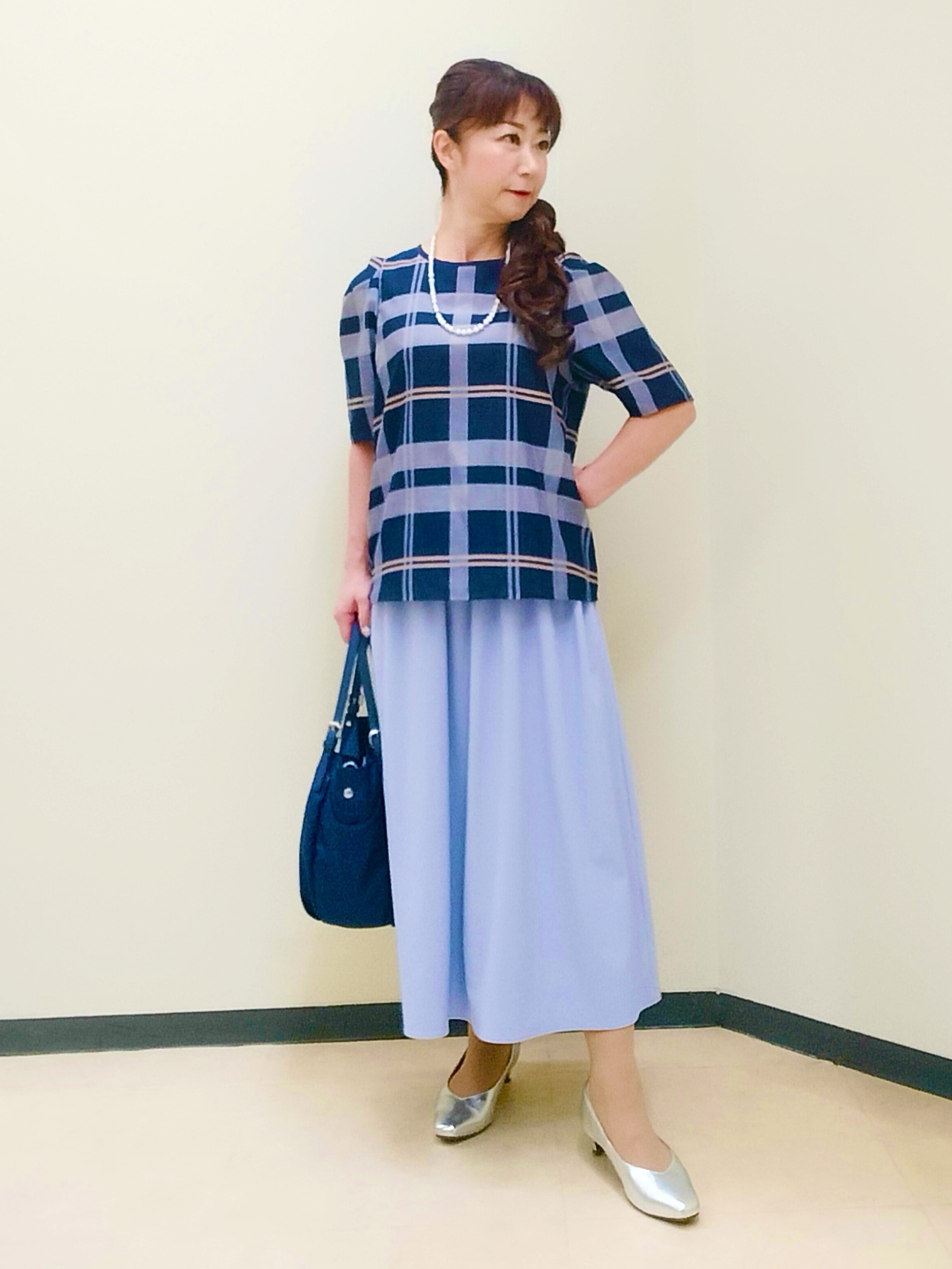 花さんの「Reflect｜【セットアップ／手洗い可】チェック柄パフスリーブブラウス」を使ったコーディネート