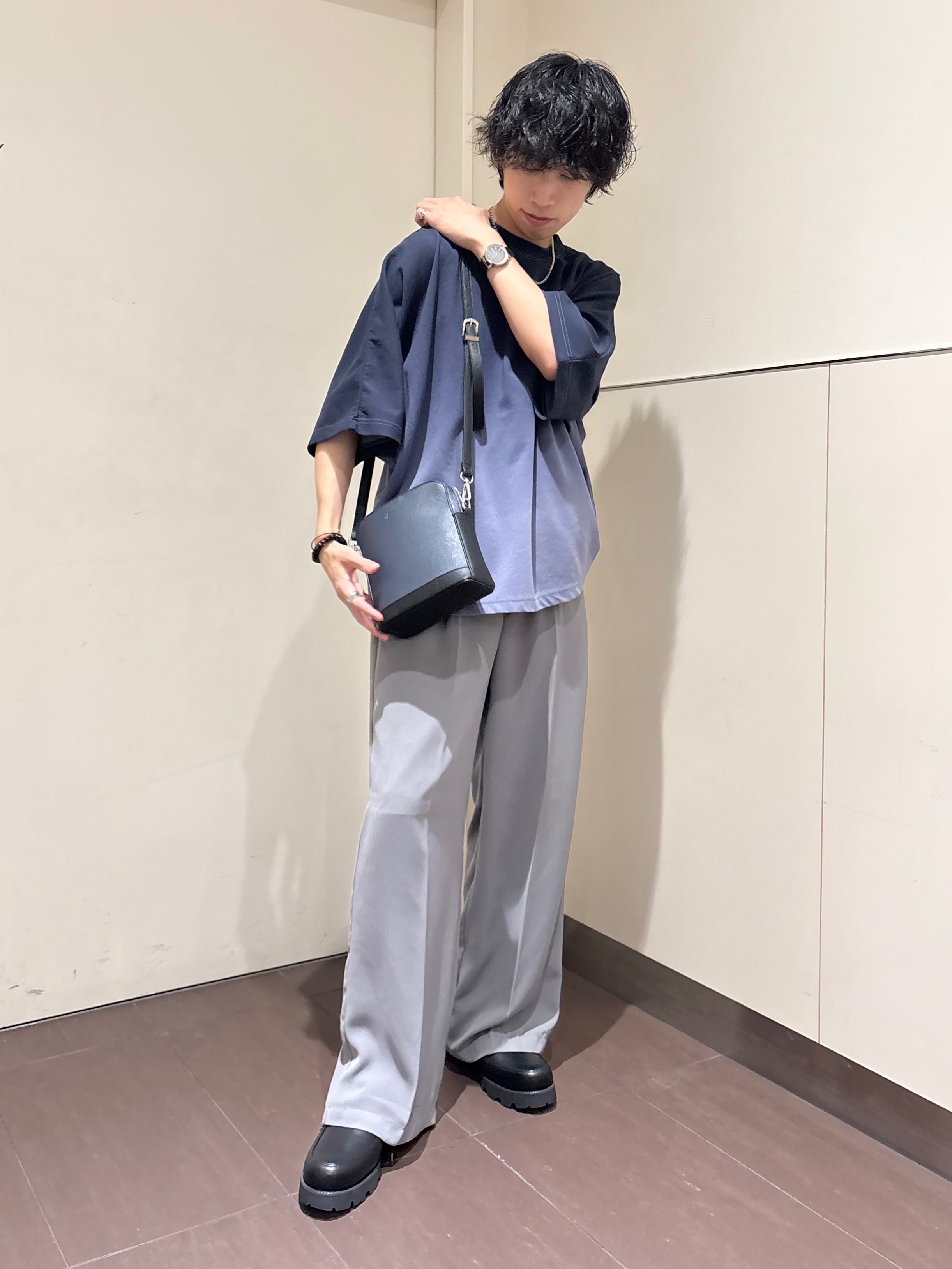 ナノシーさんの「tk.TAKEO KIKUCHI｜【人気商品！】グラデーションドルマンカットソー　ウォッシャブル/柔らかタッチ/ふっくら/ドルマンスリ」を使ったコーディネート