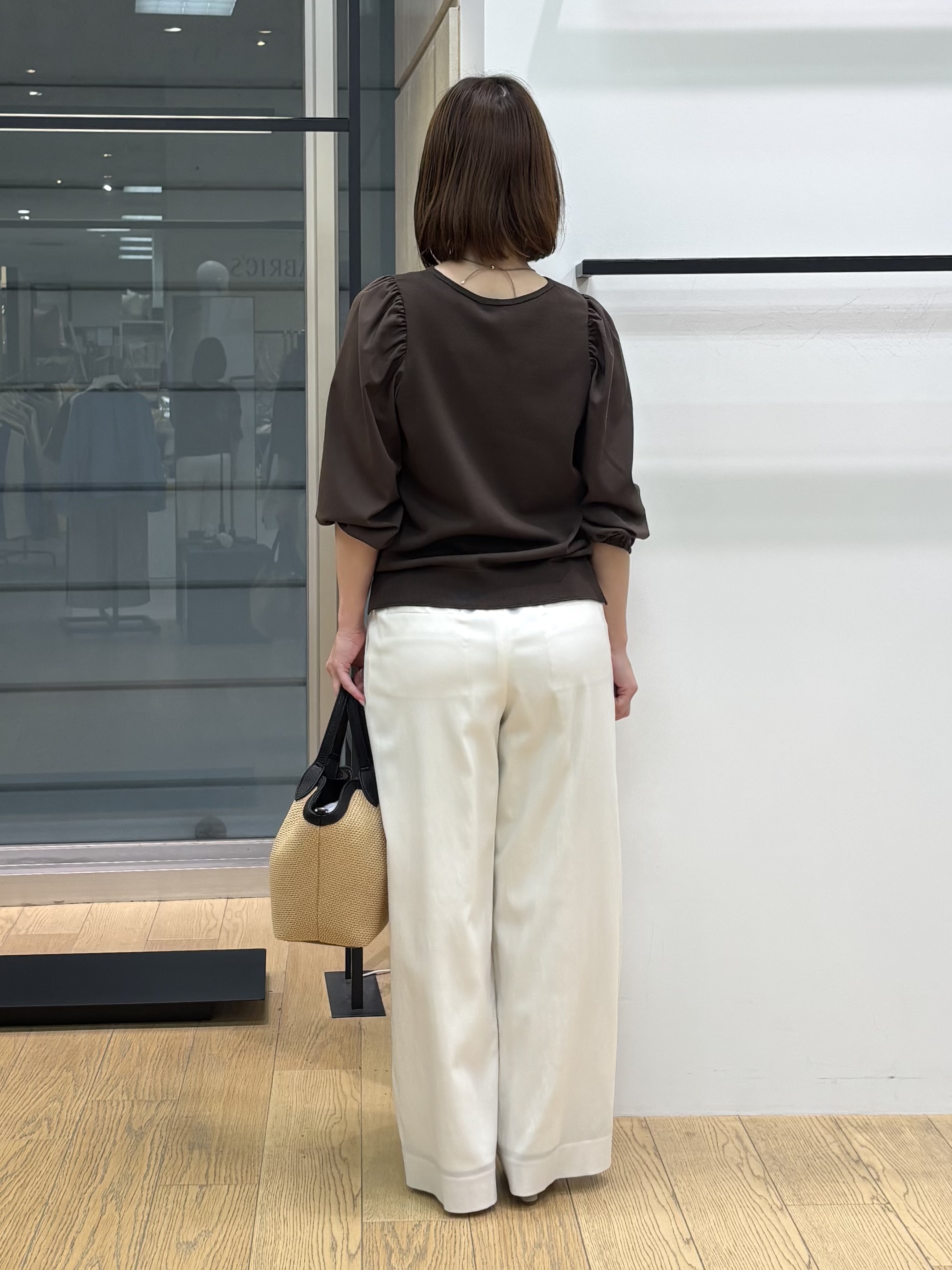 asamiさんの「INDIVI｜【洗える／袖丈調整可能】シャツコンビニット」を使ったコーディネート