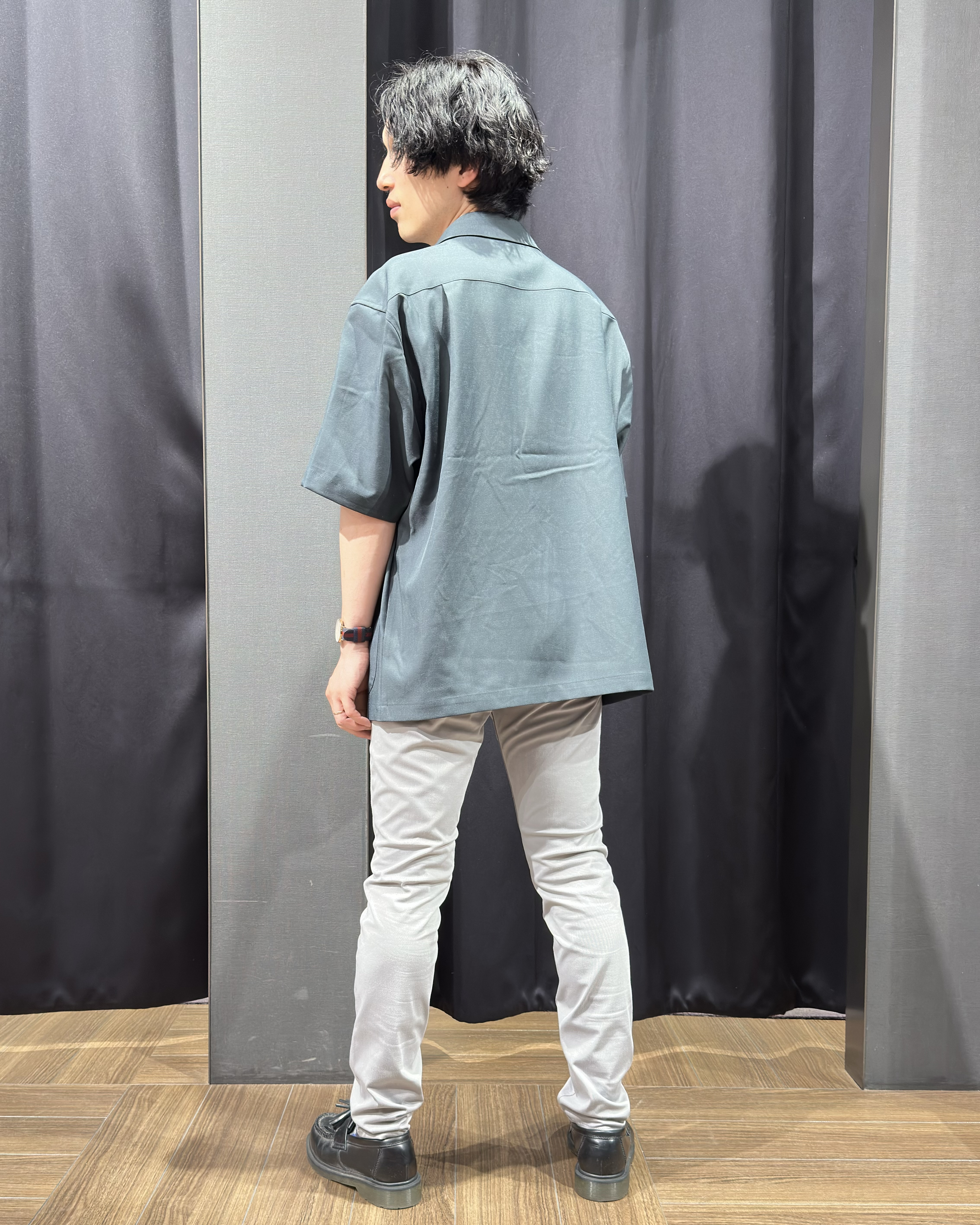 tomoyaさんの「THE SHOP TK｜リラックスワイド 5分袖ジャケット セットアップ可／洗濯機OK」を使ったコーディネート