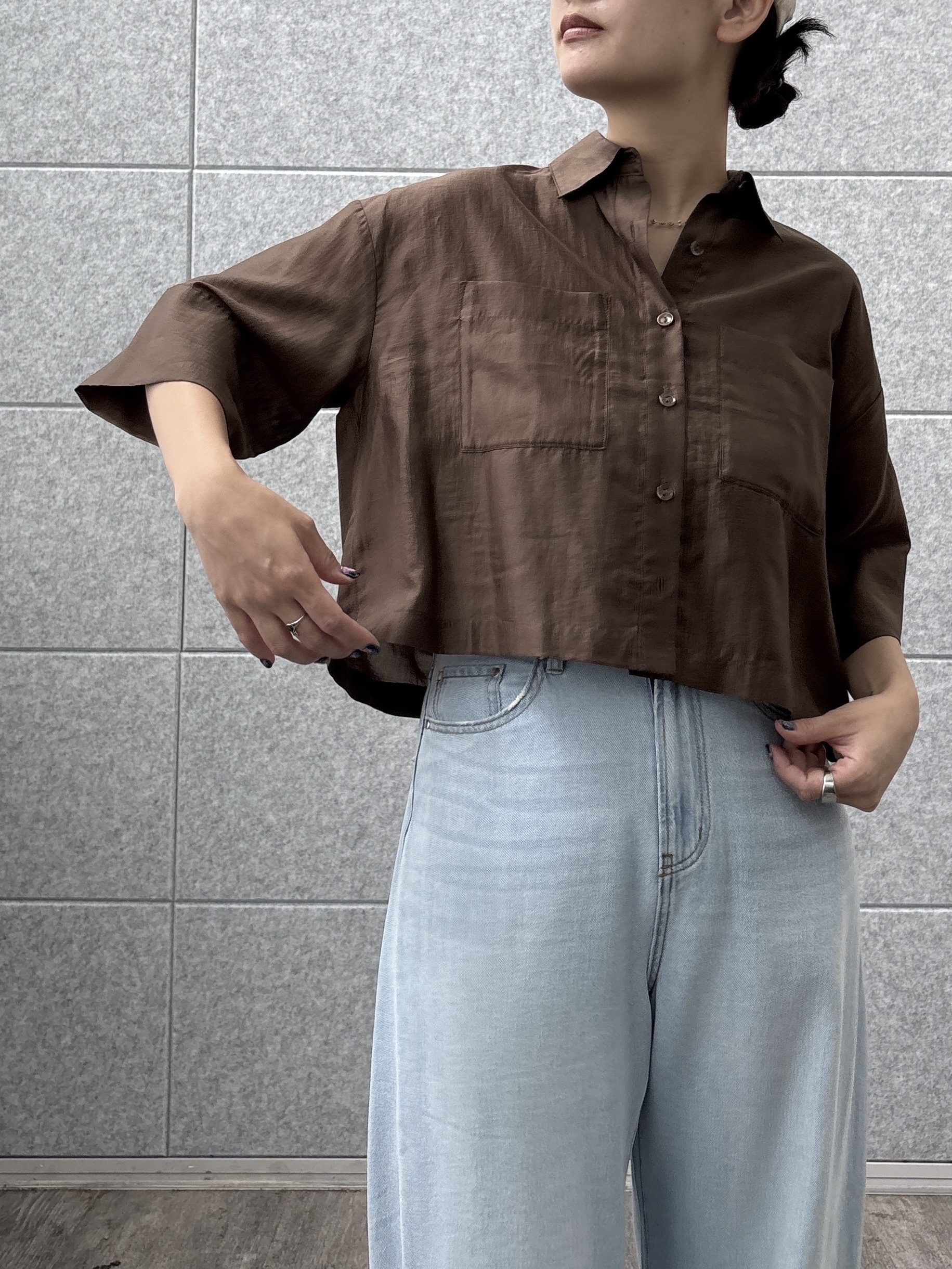 ayanoさんの「INDIVI｜ボックスシルエットシアーシャツ【接触冷感】」を使ったコーディネート