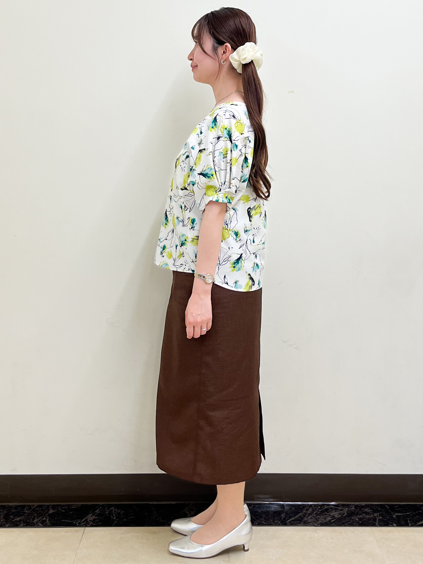 mikikoさんの「Reflect｜【セットアップ可】ボタニカル調プリントブラウス」を使ったコーディネート