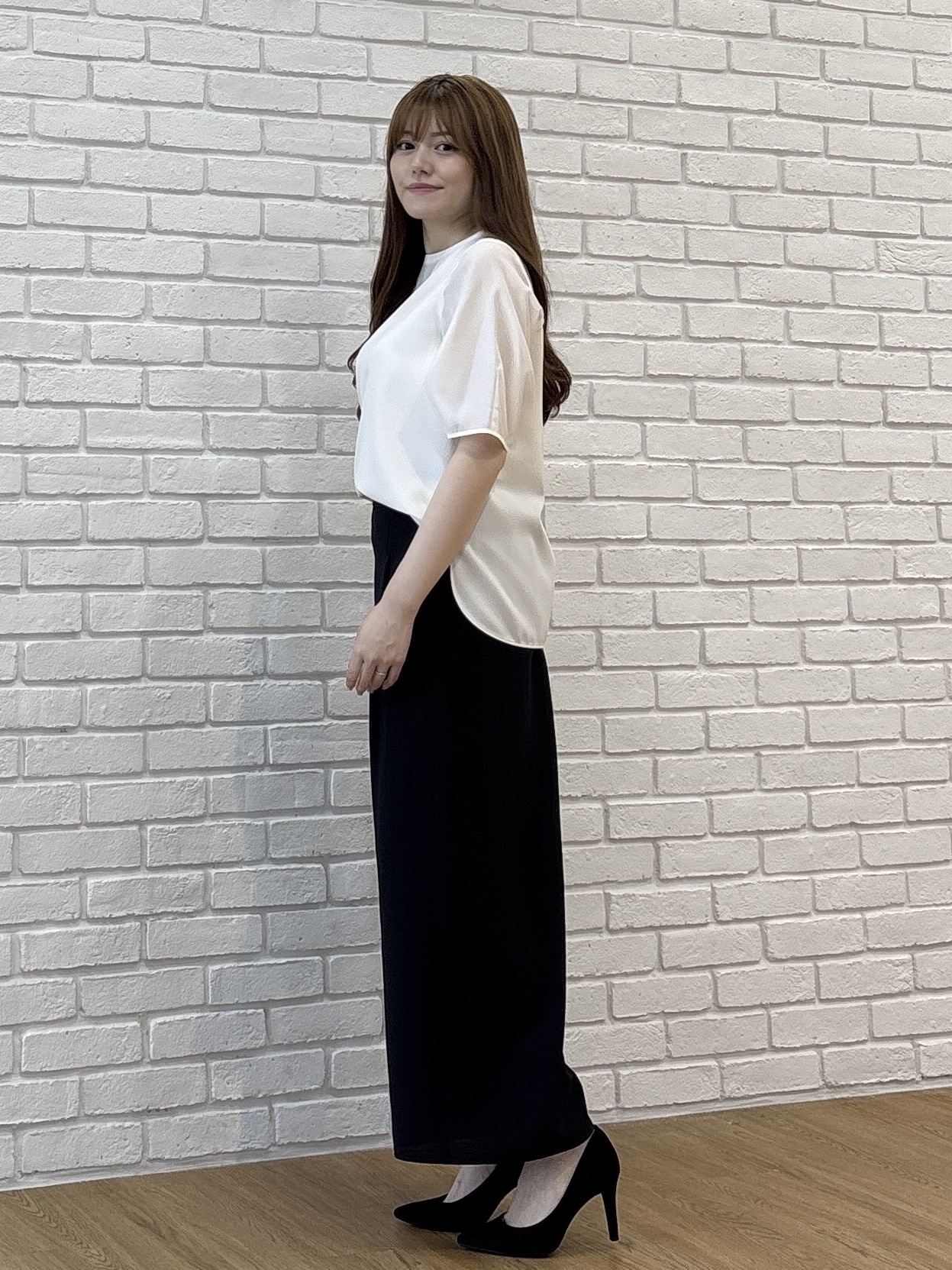 sayaさんの「COUP DE CHANCE｜【手洗い可／日本製】袖シアーパフスリーブ ブラウス」を使ったコーディネート