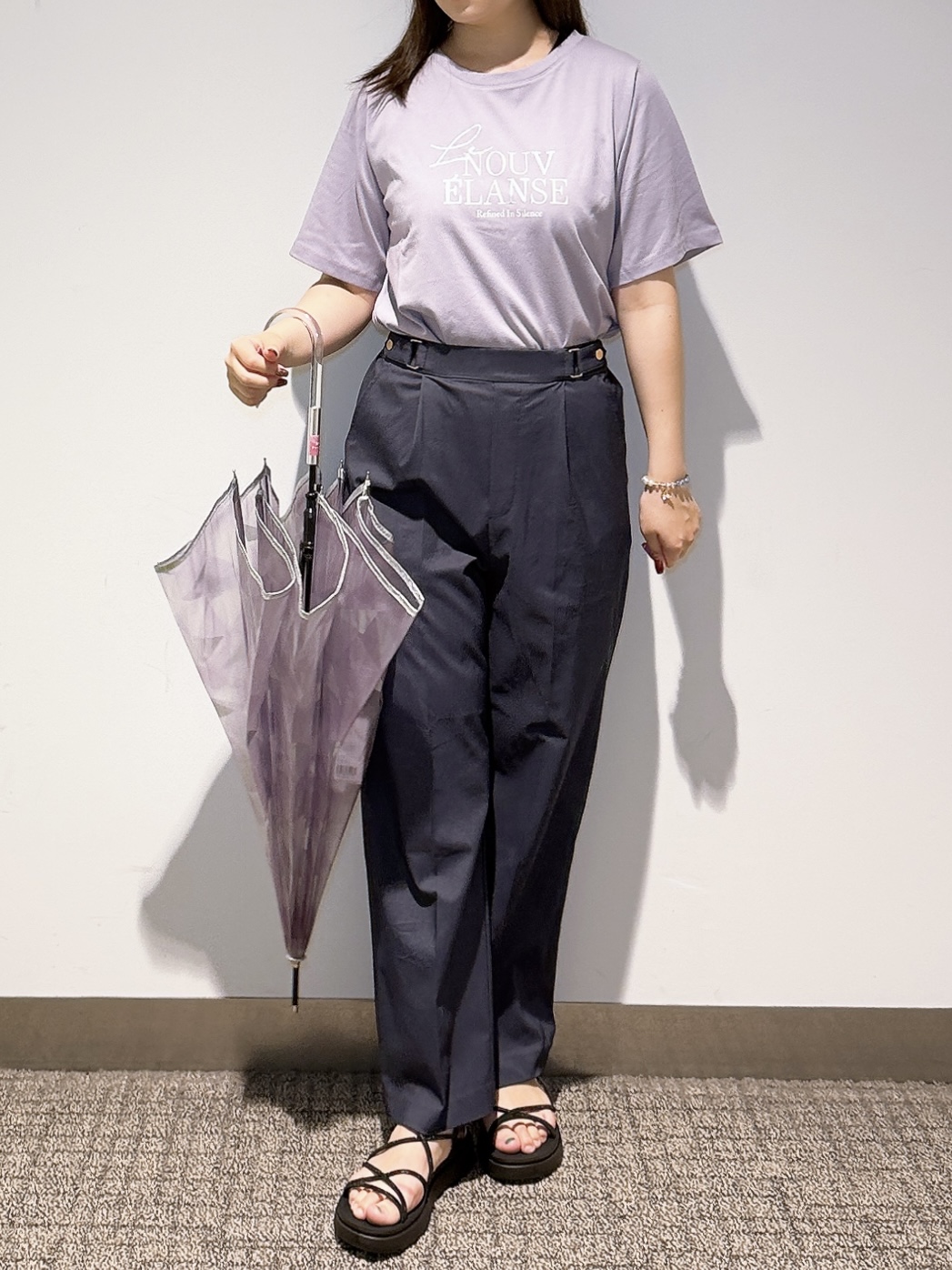 みーさんの「grove｜【吸水速乾・UVカット・接触冷感・マシンウォッシャブル】ベーシックMIXロゴプリントT」を使ったコーディネート