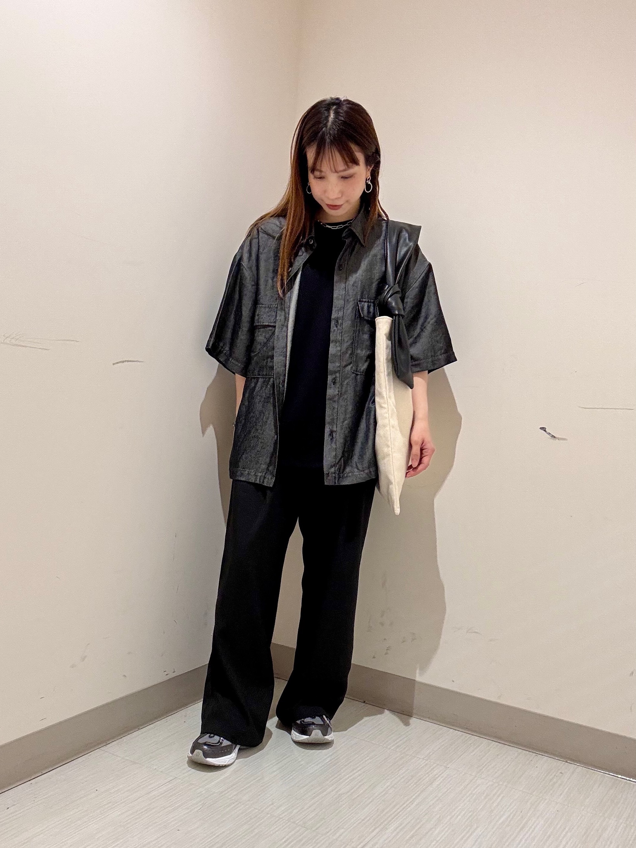 S.A.Oさんの「tk.TAKEO KIKUCHI｜パイピングカットソー」を使ったコーディネート