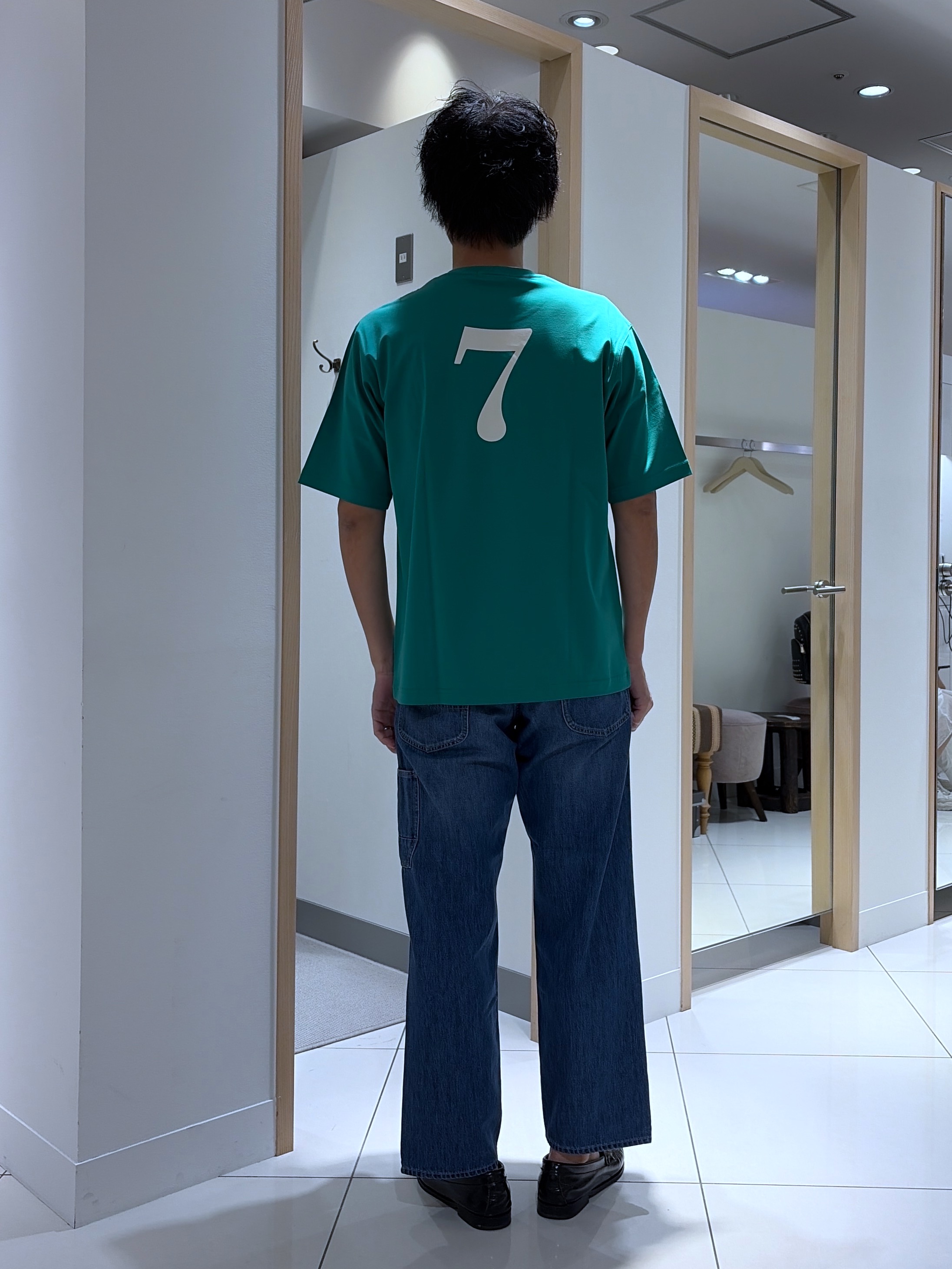 mutoさんの「TAKEO KIKUCHI｜【BOWLER HAT LABEL】アイスクリアコットン ピンナップガール 半袖Tシャツ」を使ったコーディネート