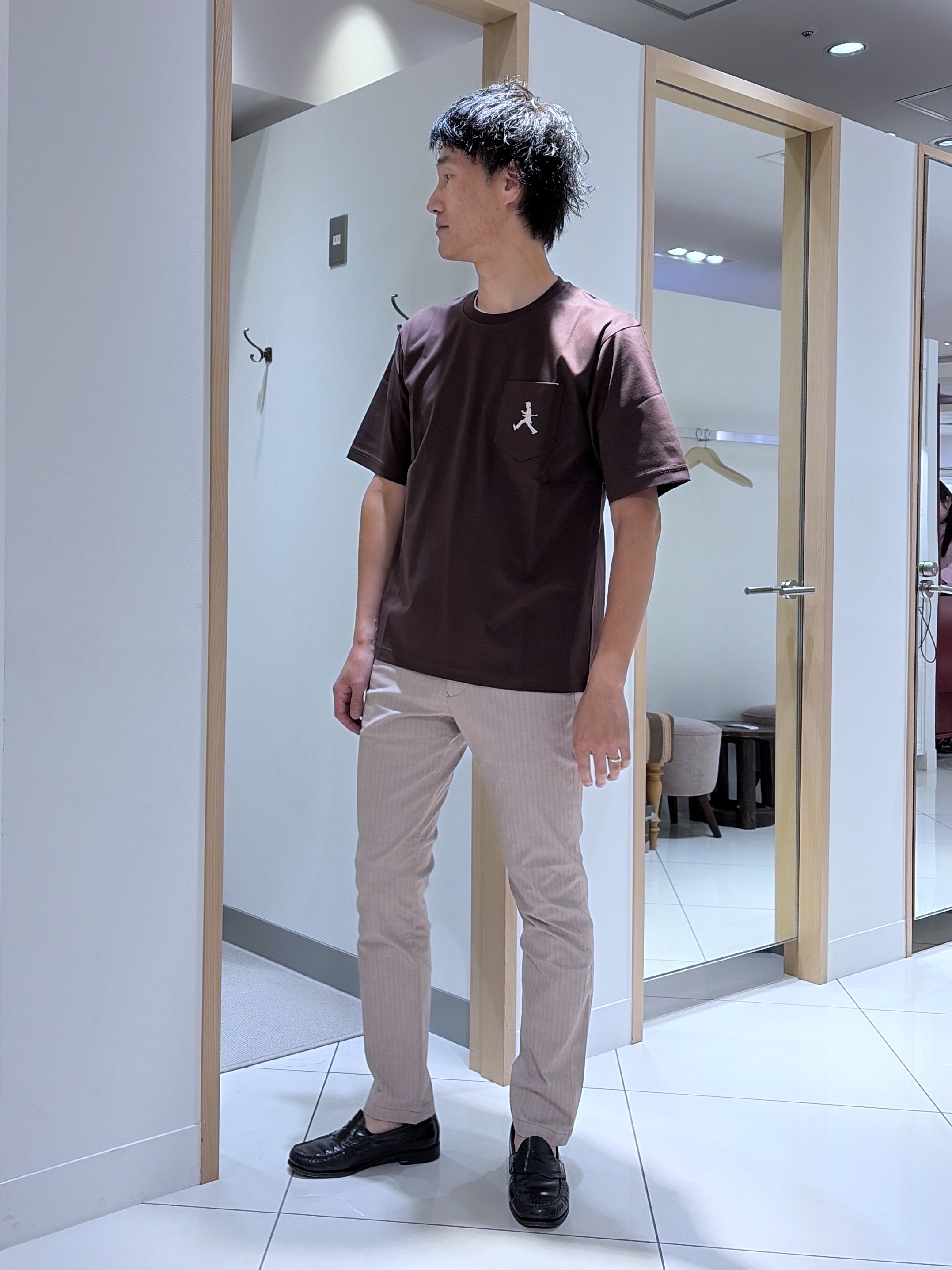 mutoさんの「TAKEO KIKUCHI｜【BOWLER HAT LABEL】アイスクリアコットンボーラーハットウォーカー 半袖ポケT」を使ったコーディネート