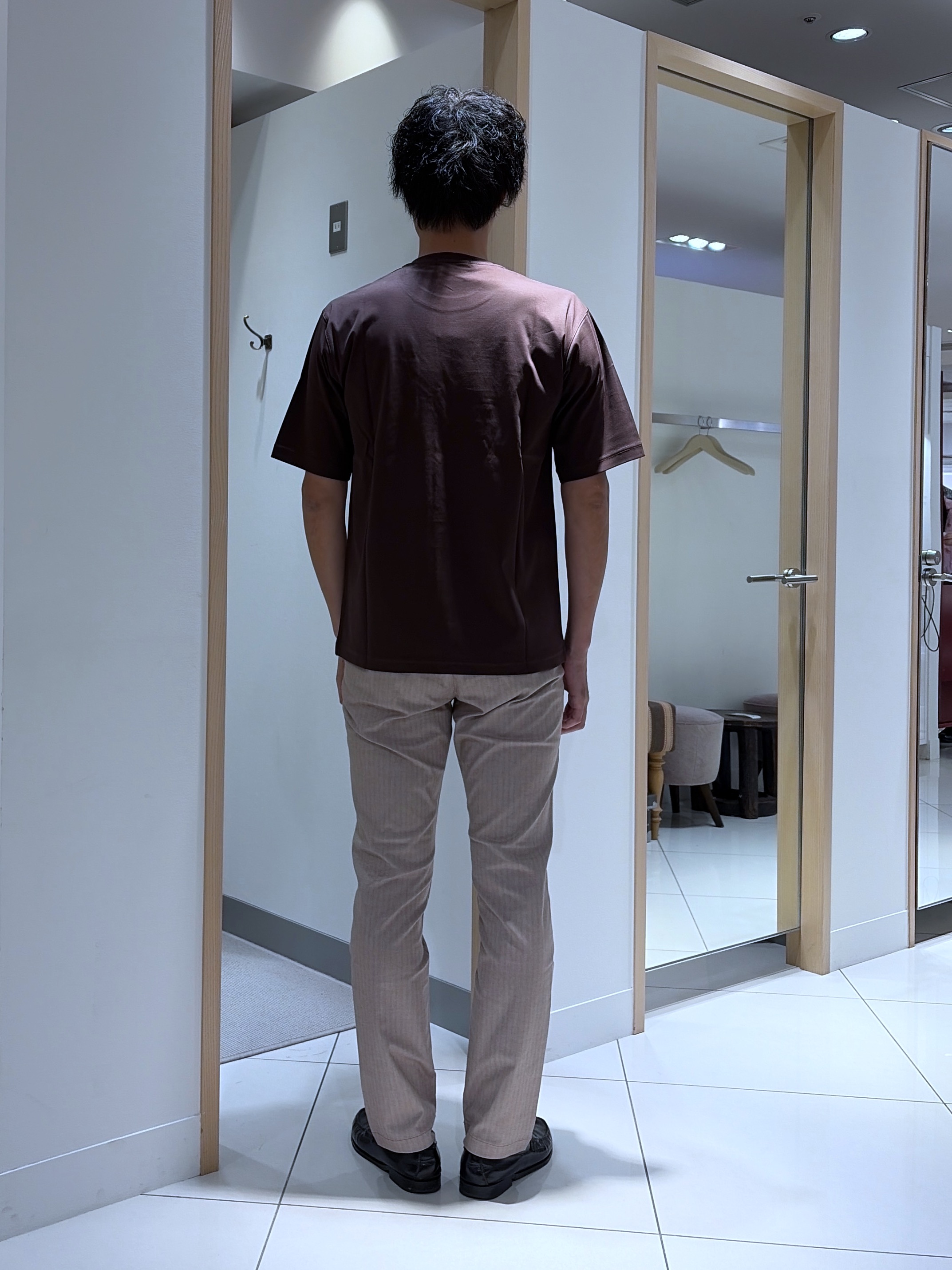 mutoさんの「TAKEO KIKUCHI｜【BOWLER HAT LABEL】アイスクリアコットンボーラーハットウォーカー 半袖ポケT」を使ったコーディネート