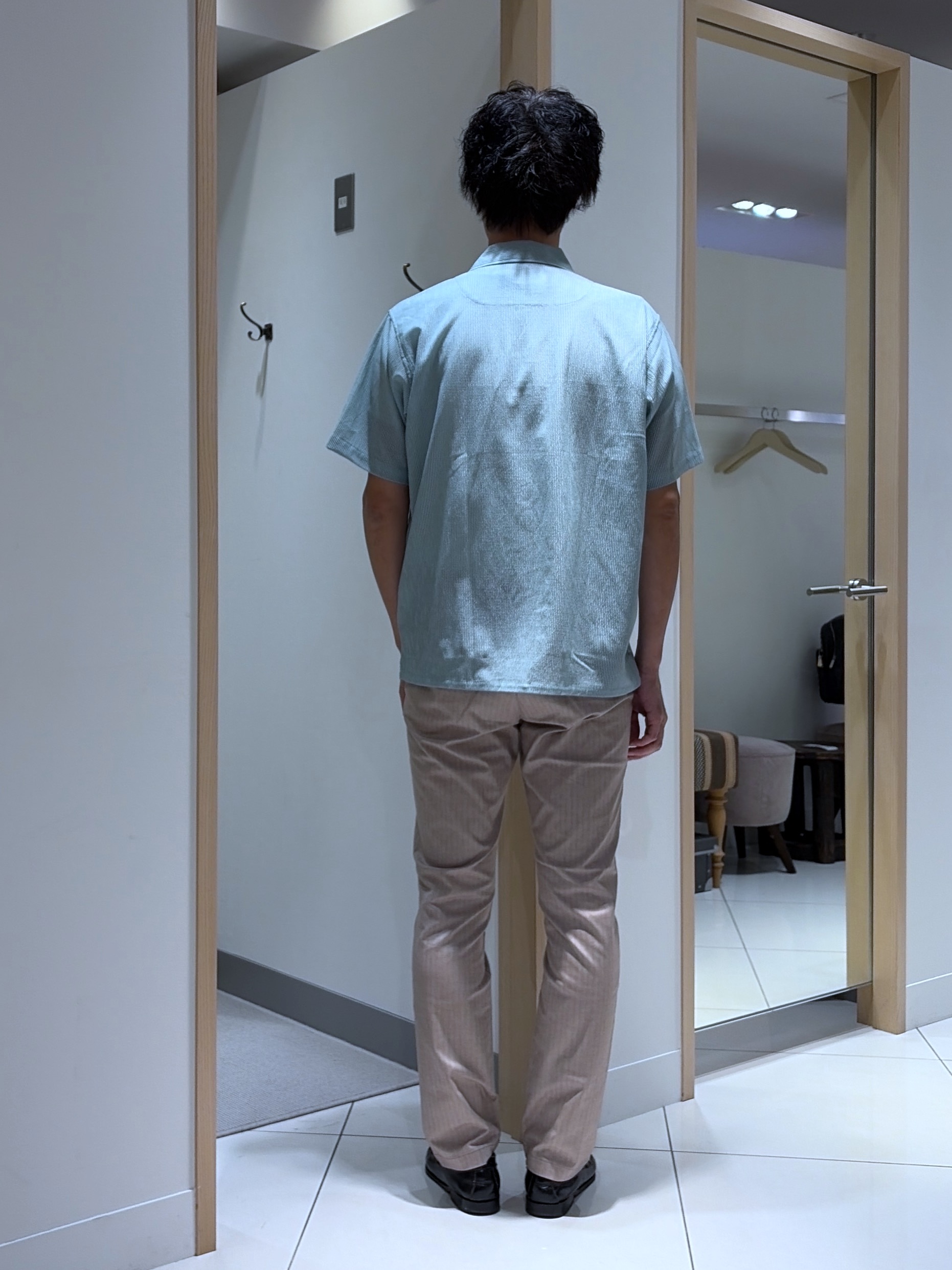 mutoさんの「TAKEO KIKUCHI｜【通気性】トリコットサッカー オープンカラー シャツ」を使ったコーディネート