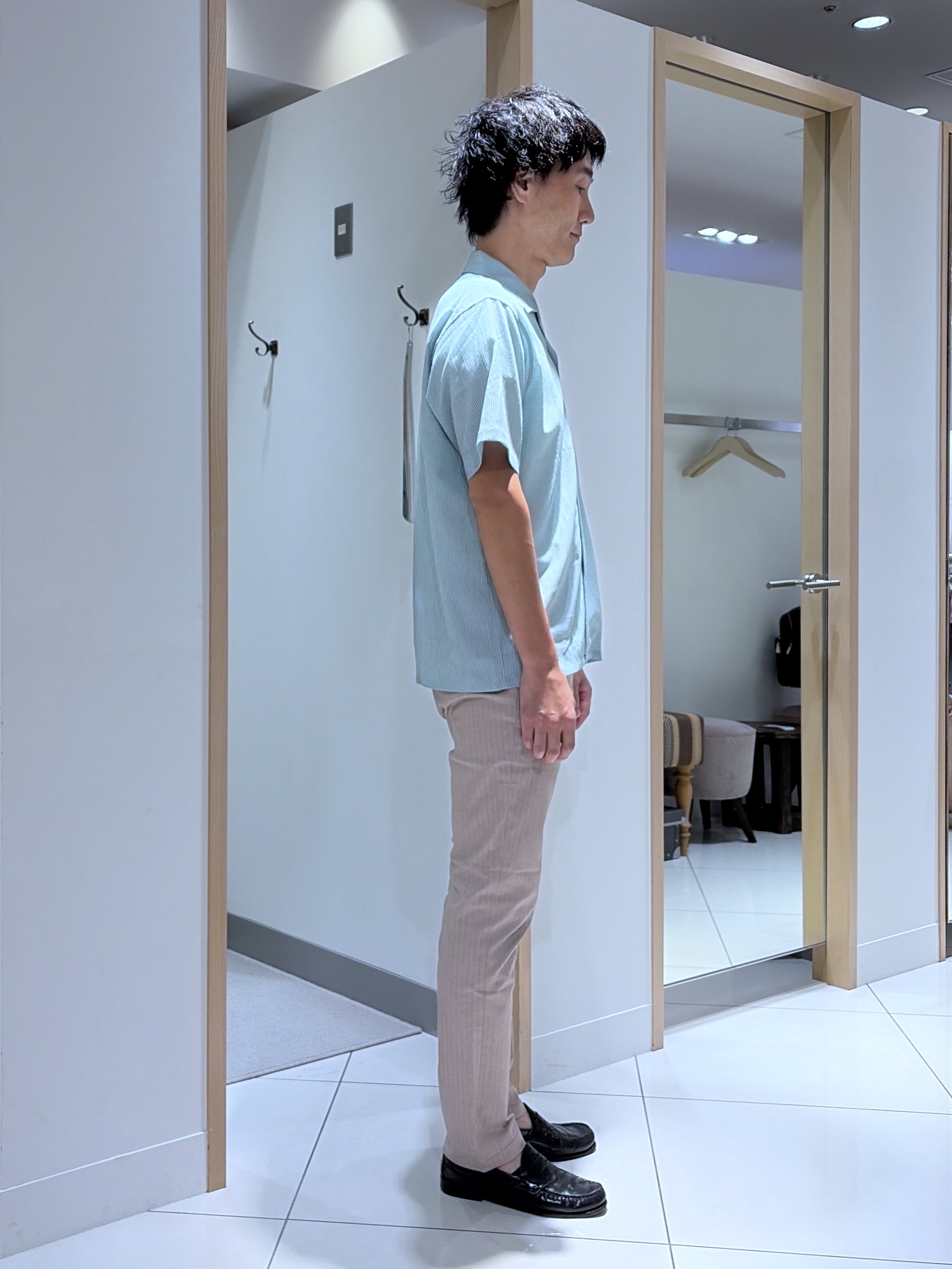 mutoさんの「TAKEO KIKUCHI｜【通気性】トリコットサッカー オープンカラー シャツ」を使ったコーディネート