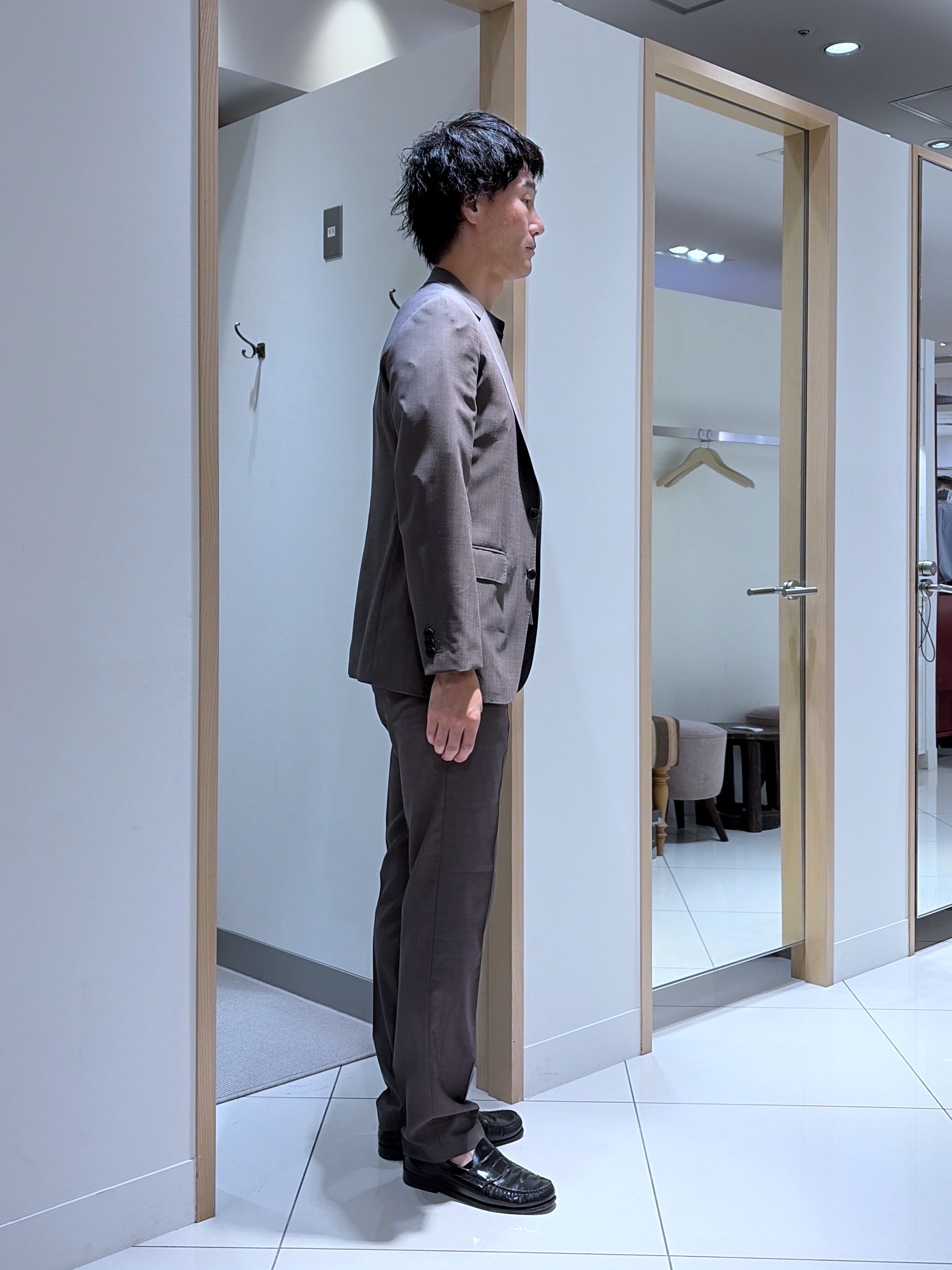 mutoさんの「TAKEO KIKUCHI｜【BOWLER HAT LABEL】TWトロピカルシャンブレー JAZZジャケット」を使ったコーディネート