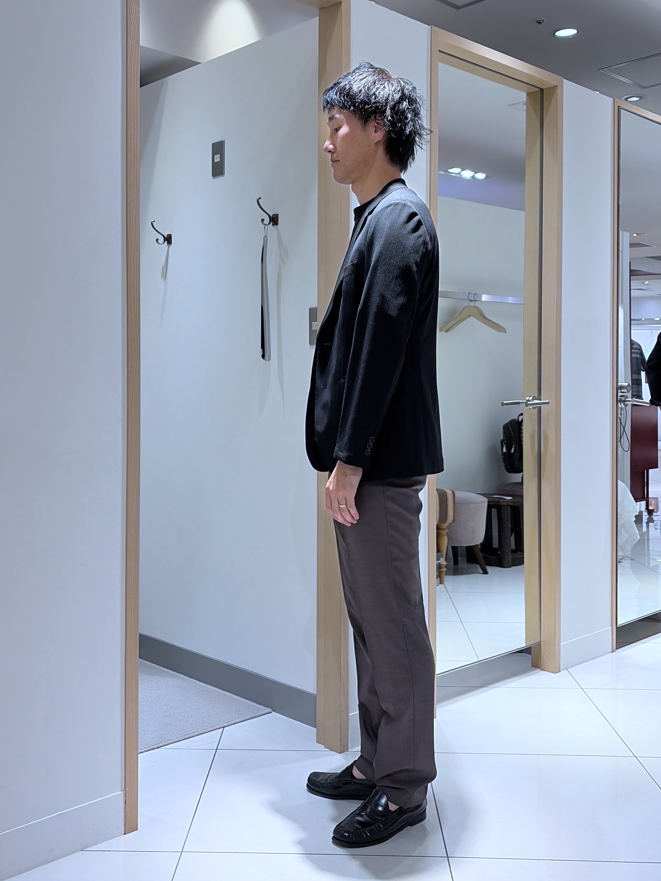 mutoさんの「TAKEO KIKUCHI｜【Begin5月号掲載/通気性】トリコットサッカー ジャケット」を使ったコーディネート