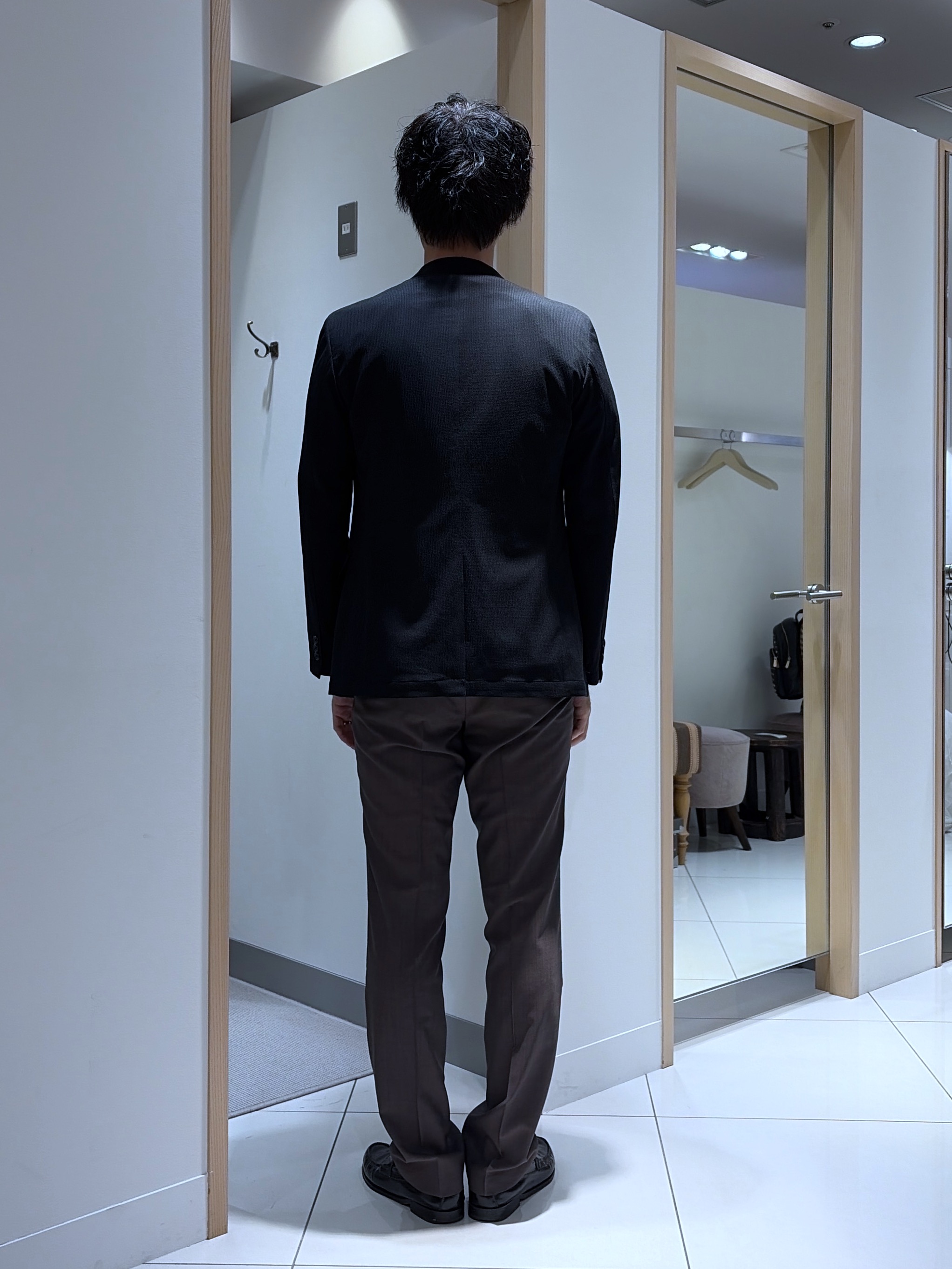 mutoさんの「TAKEO KIKUCHI｜【Begin5月号掲載/通気性】トリコットサッカー ジャケット」を使ったコーディネート