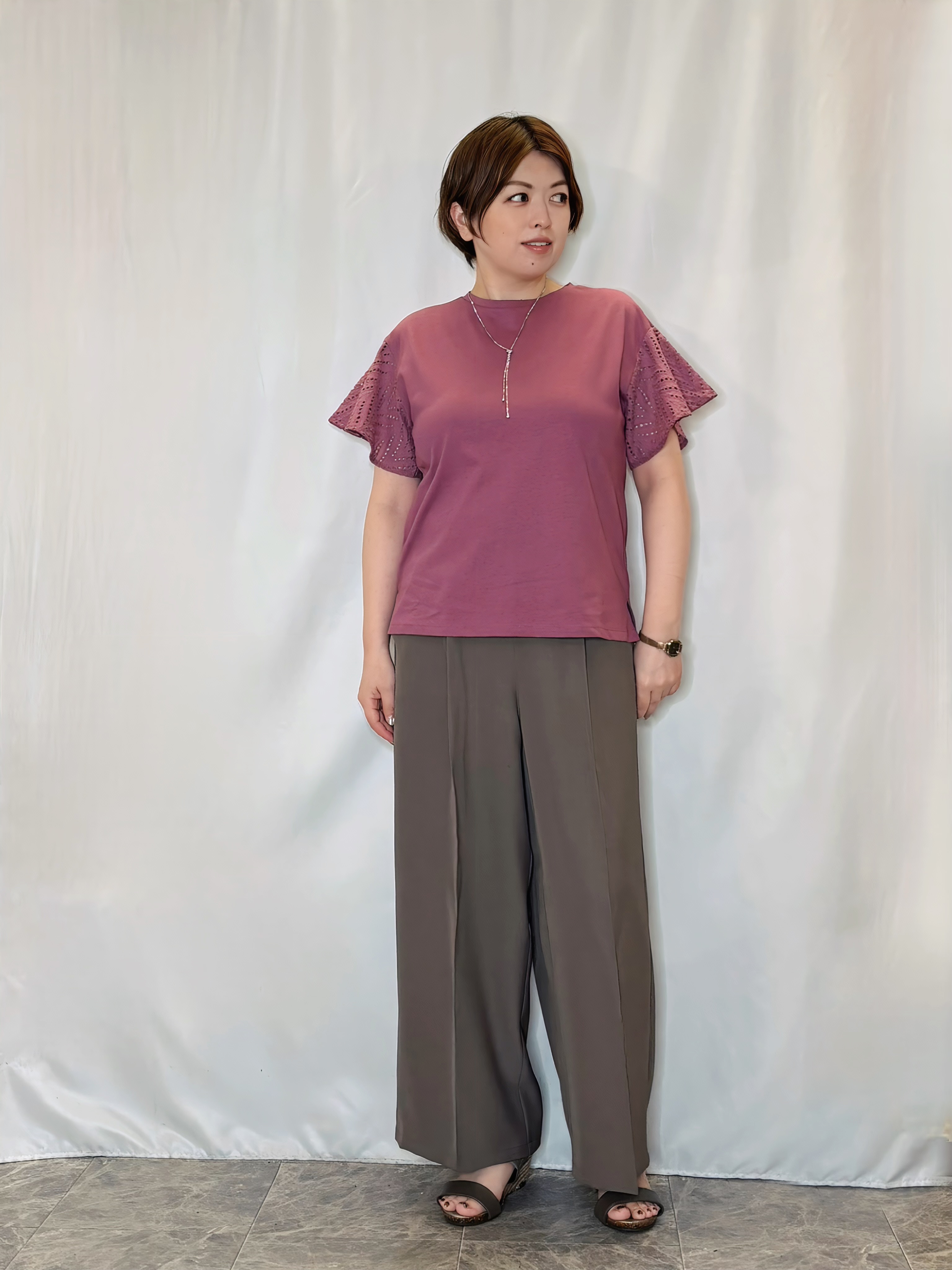 たみさんの「SHOO･LA･RUE｜【汗じみ防止/ひんやり/S-LL】レースが華やか お袖フレアTシャツ」を使ったコーディネート