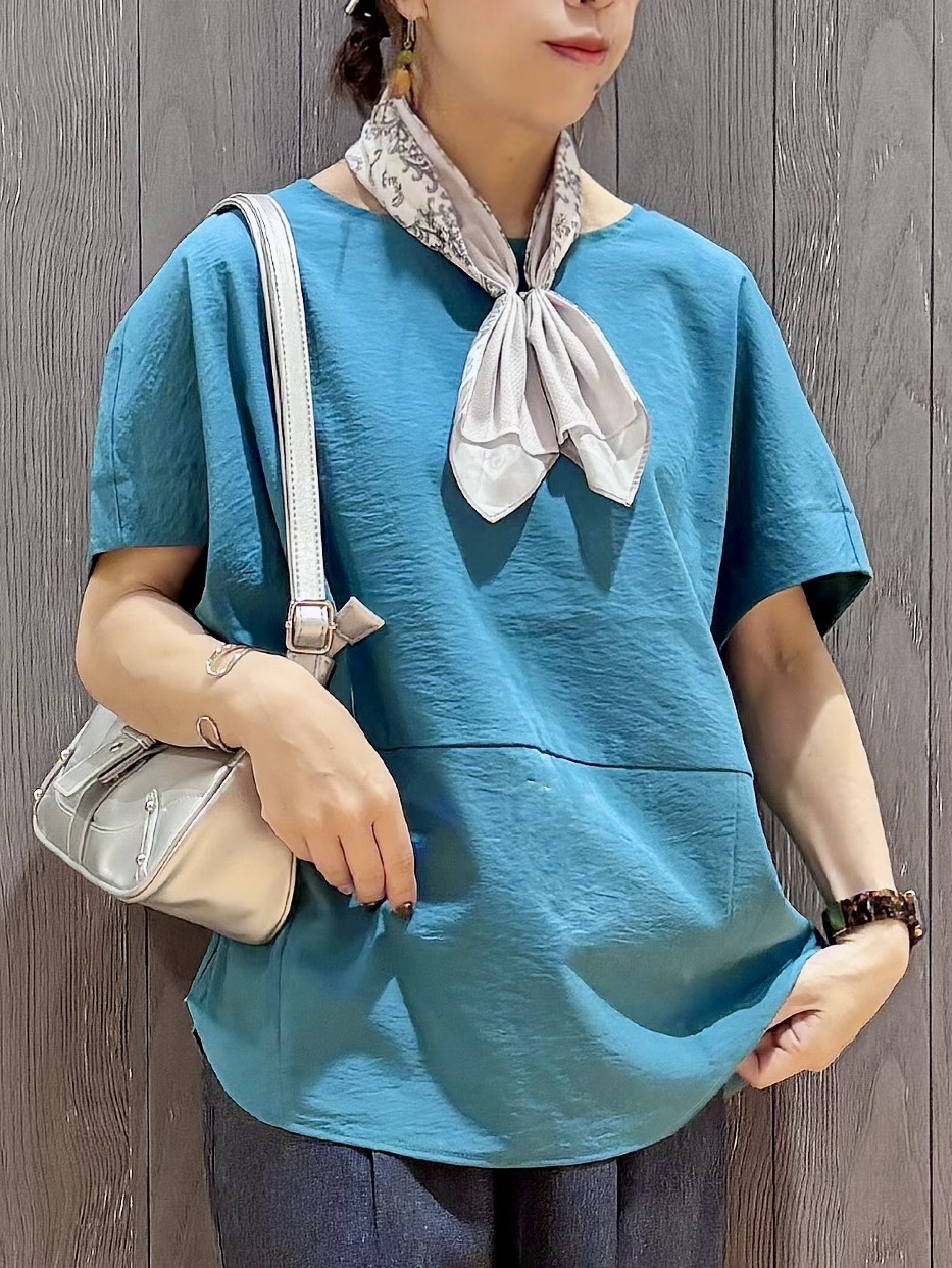 meiさんの「SHOO･LA･RUE｜【洗濯機可/セットアップ可】軽凛(かろりん) ひんやり切替コクーントップス」を使ったコーディネート