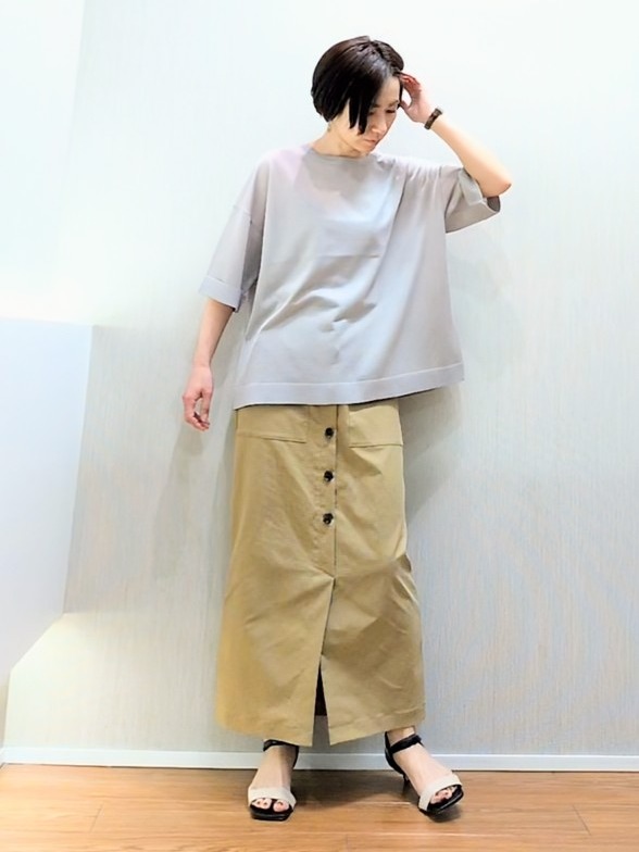ミズタさんの「UNTITLED｜【アンサンブル可/Tシャツ風/ゆったり】リラックスニットトップス」を使ったコーディネート