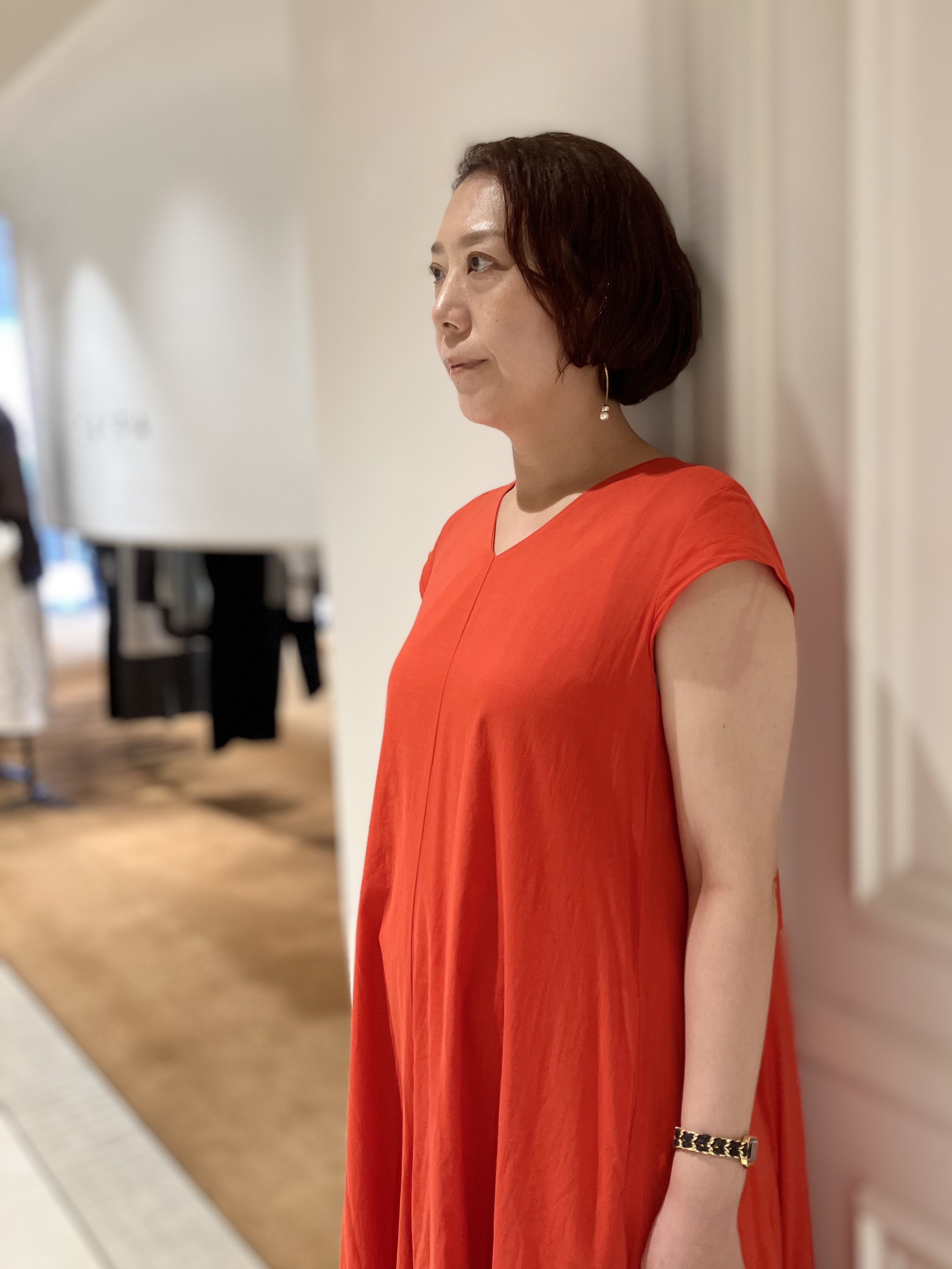 TAJIさんの「DRESSTERIOR｜【きれいめ/ウォッシャブル】コットンローンフレンチスリーブワンピ」を使ったコーディネート