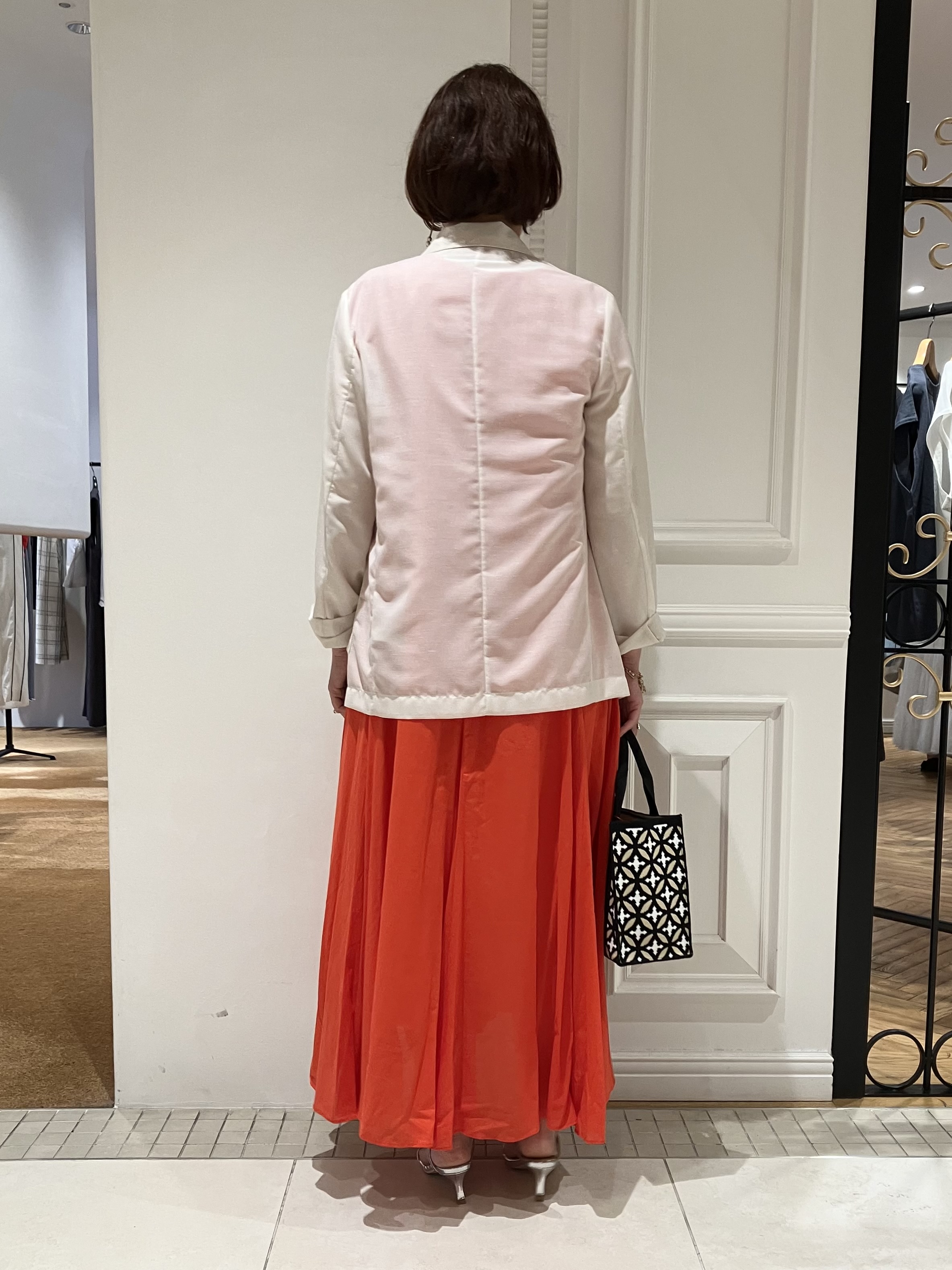 TAJIさんの「DRESSTERIOR｜【接触冷感/防シワ機能/ウォッシャブル】クールタッチ リネンブレンドシアージャケット」を使ったコーディネート
