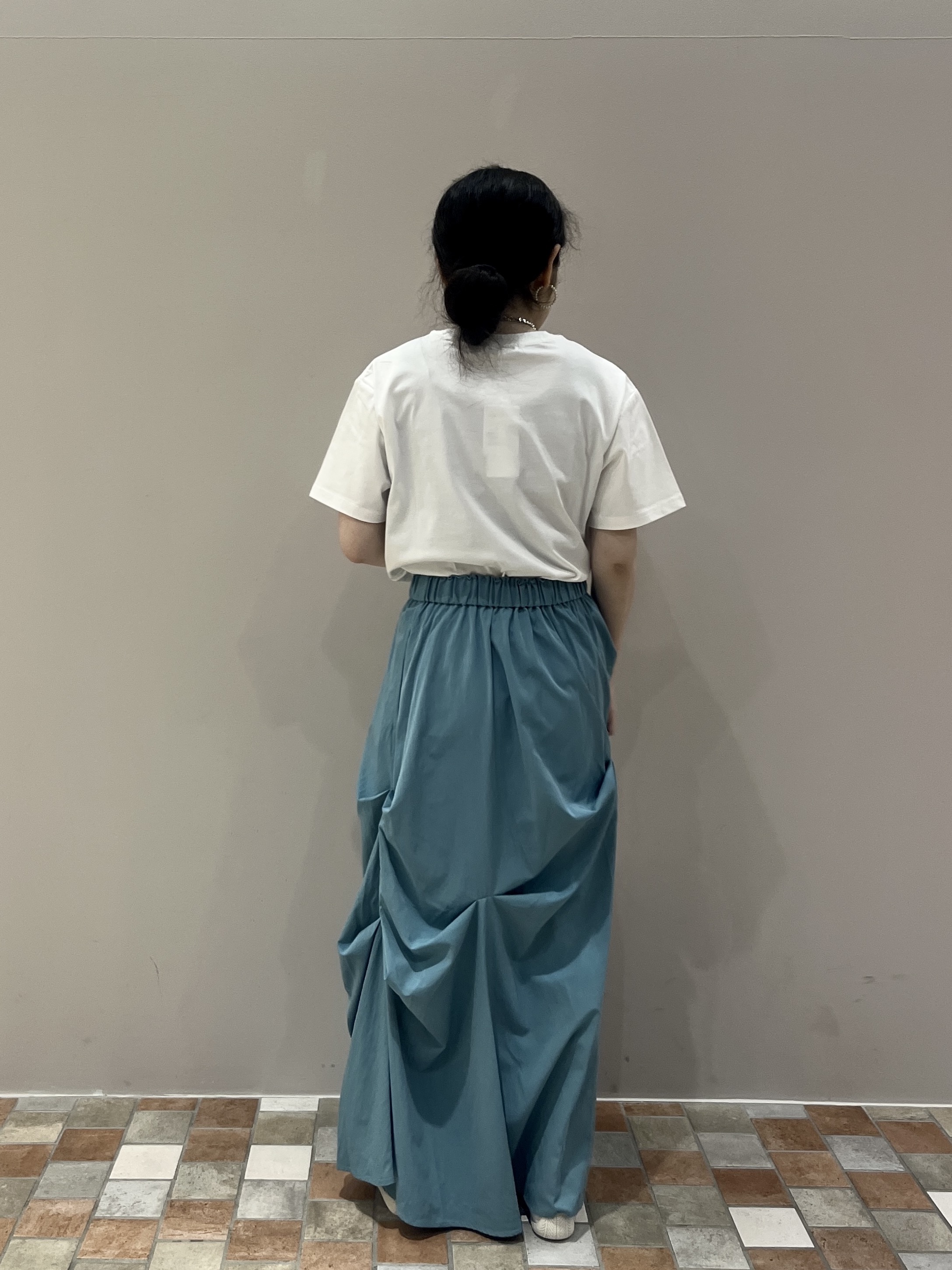 Uminoさんの「INDIVI｜クルーネック刺繍Tシャツ」を使ったコーディネート