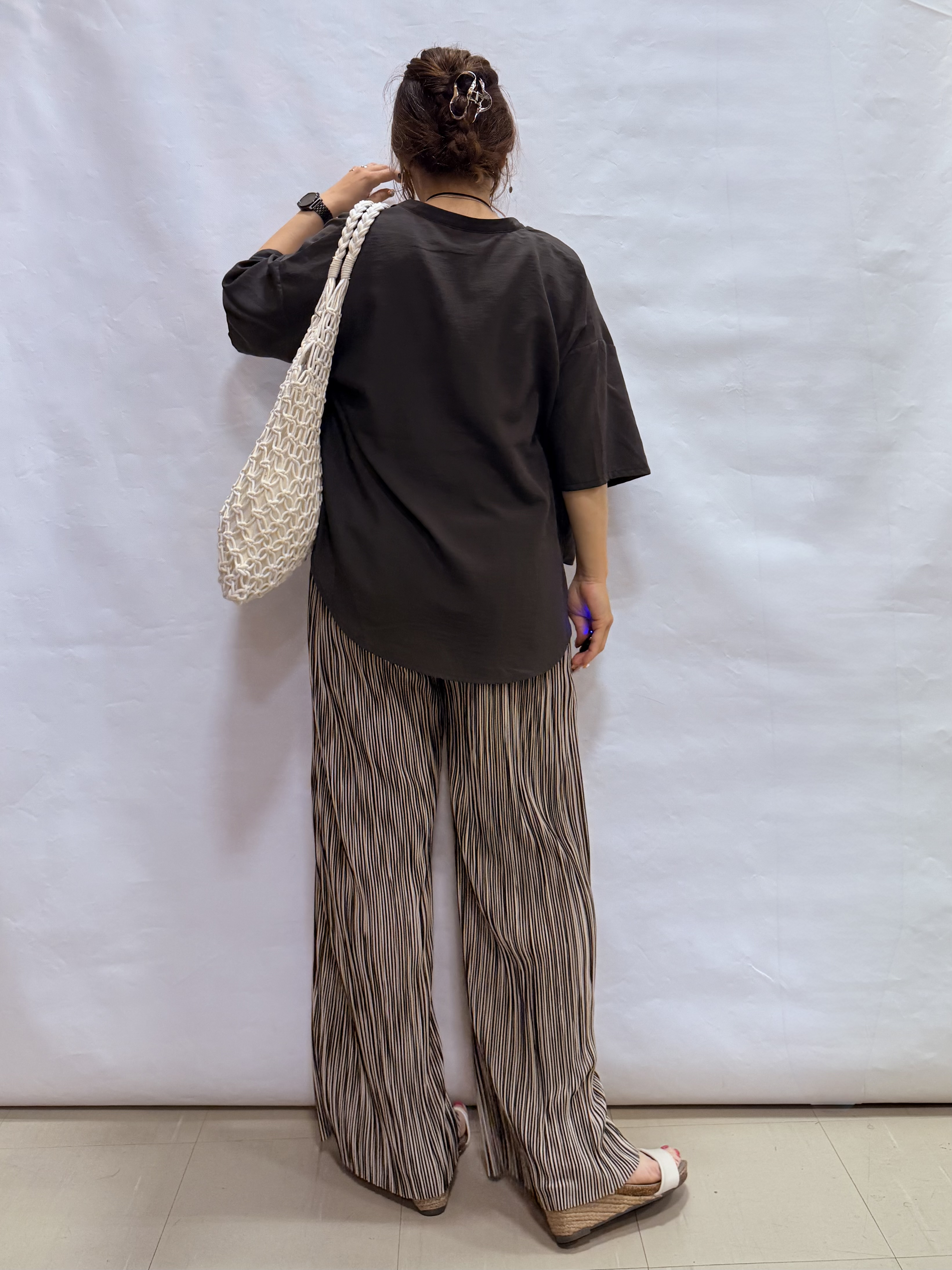 fuuさんの「SHOO･LA･RUE｜【洗濯機可/S-LL】大人の抜け感 ゆるっと5分袖シャツ」を使ったコーディネート