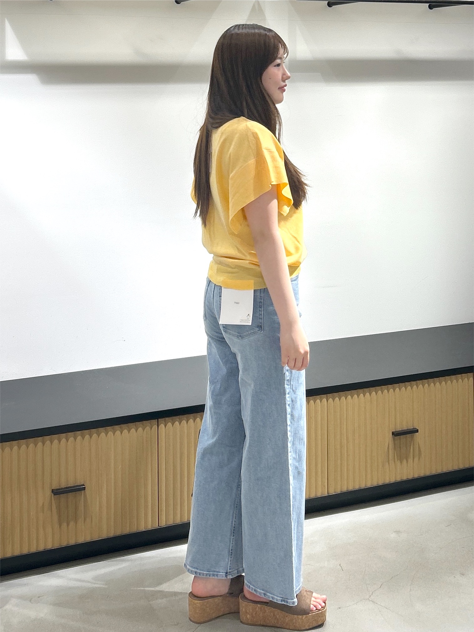 sayaさんの「OPAQUE.CLIP｜『STORY Web7月掲載』ドライタッチラメニット《UV／洗える／6col》」を使ったコーディネート