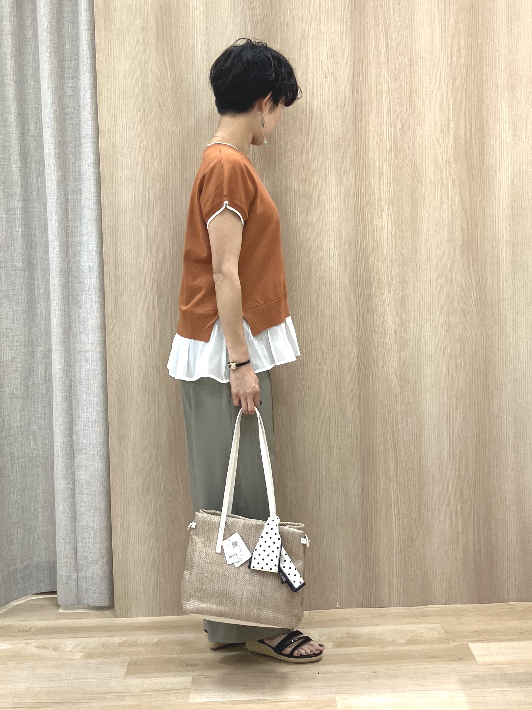 Keiさんの「grove｜人気デザインが夏verで登場！【体型カバー】裾レイヤードニット」を使ったコーディネート