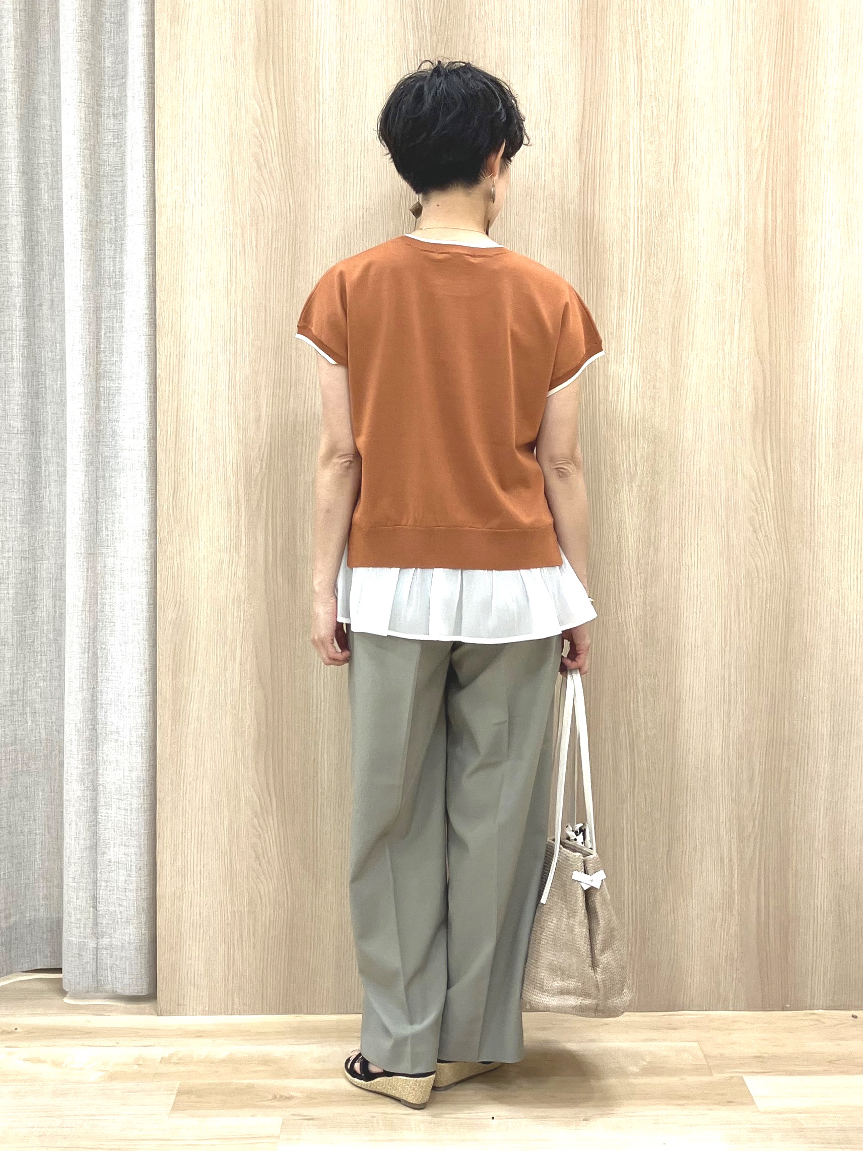 Keiさんの「grove｜人気デザインが夏verで登場！【体型カバー】裾レイヤードニット」を使ったコーディネート