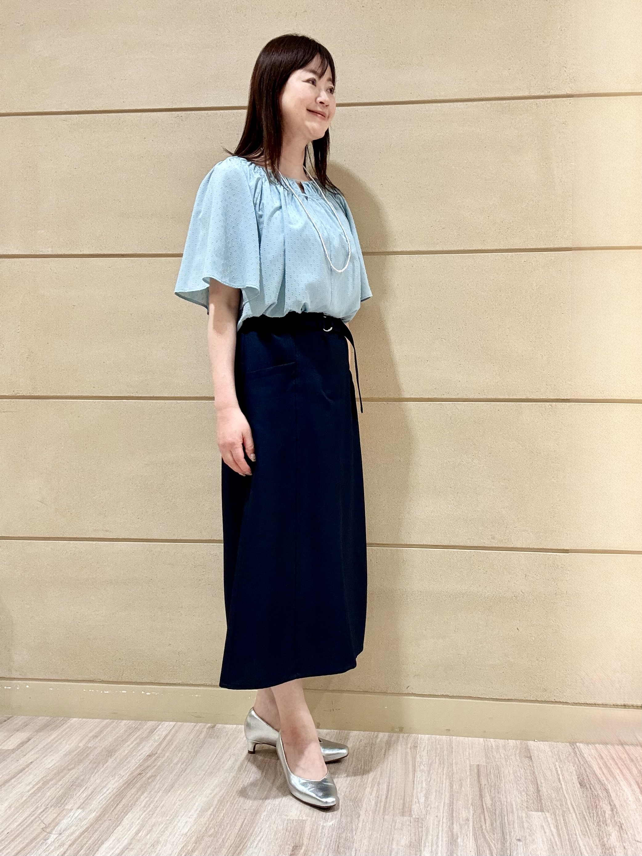 Marさんの「Reflect｜ネックギャザーデザインブラウス」を使ったコーディネート