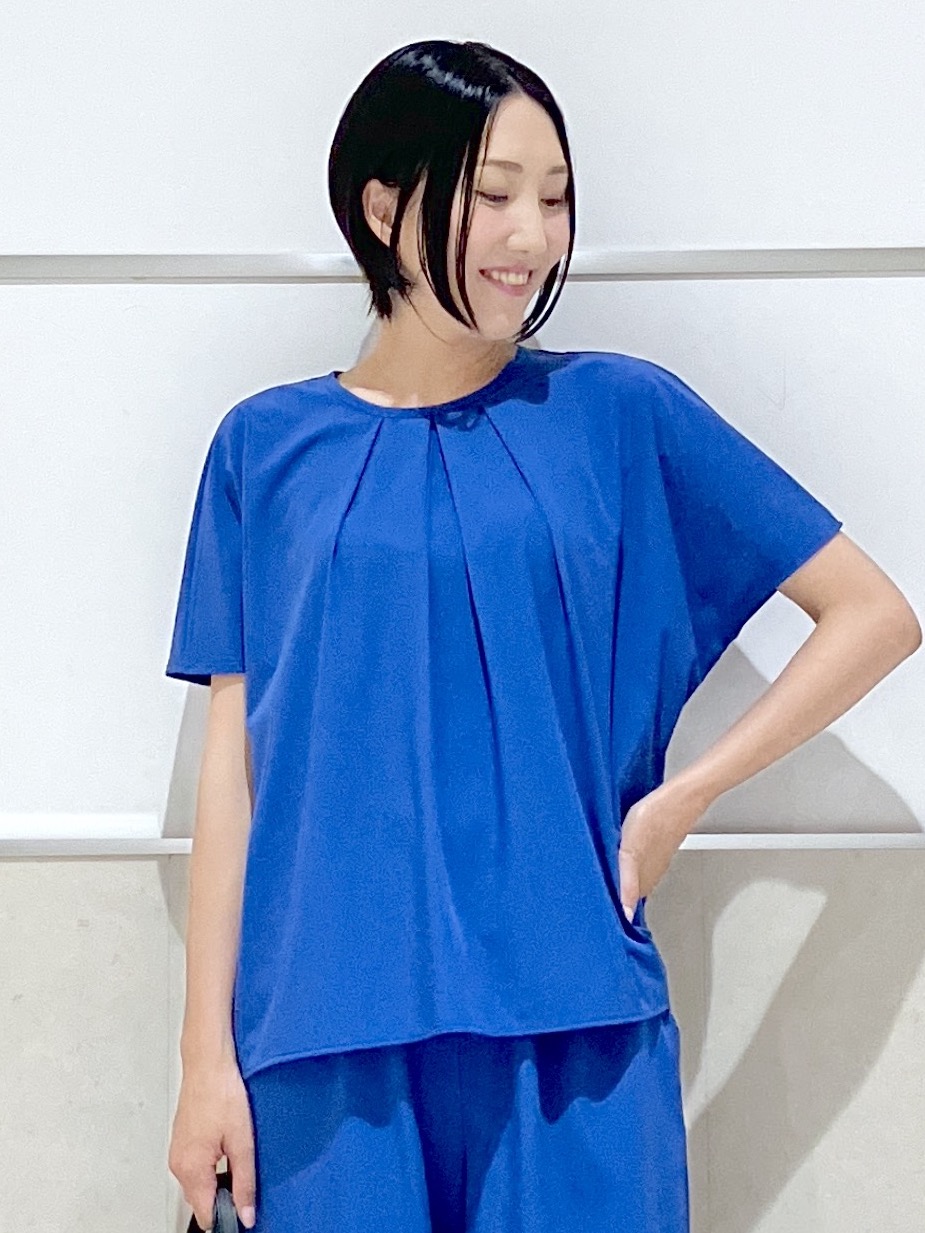 eriko さんの「Dessin｜【接触冷感/UVカット】ドレープタックブラウス」を使ったコーディネート