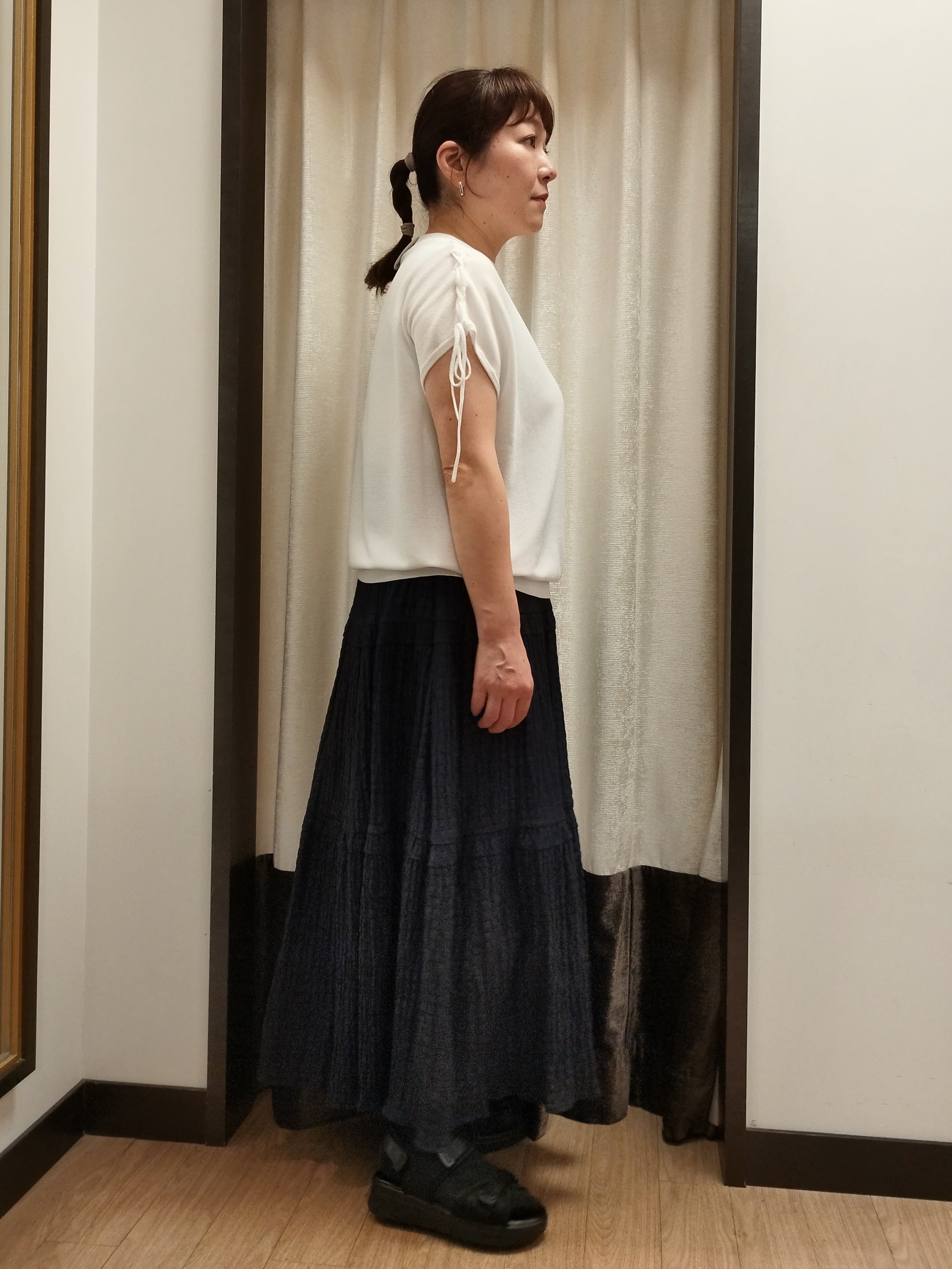 junさんの「Reflect｜【セットアップ可】ティアードロングスカート」を使ったコーディネート
