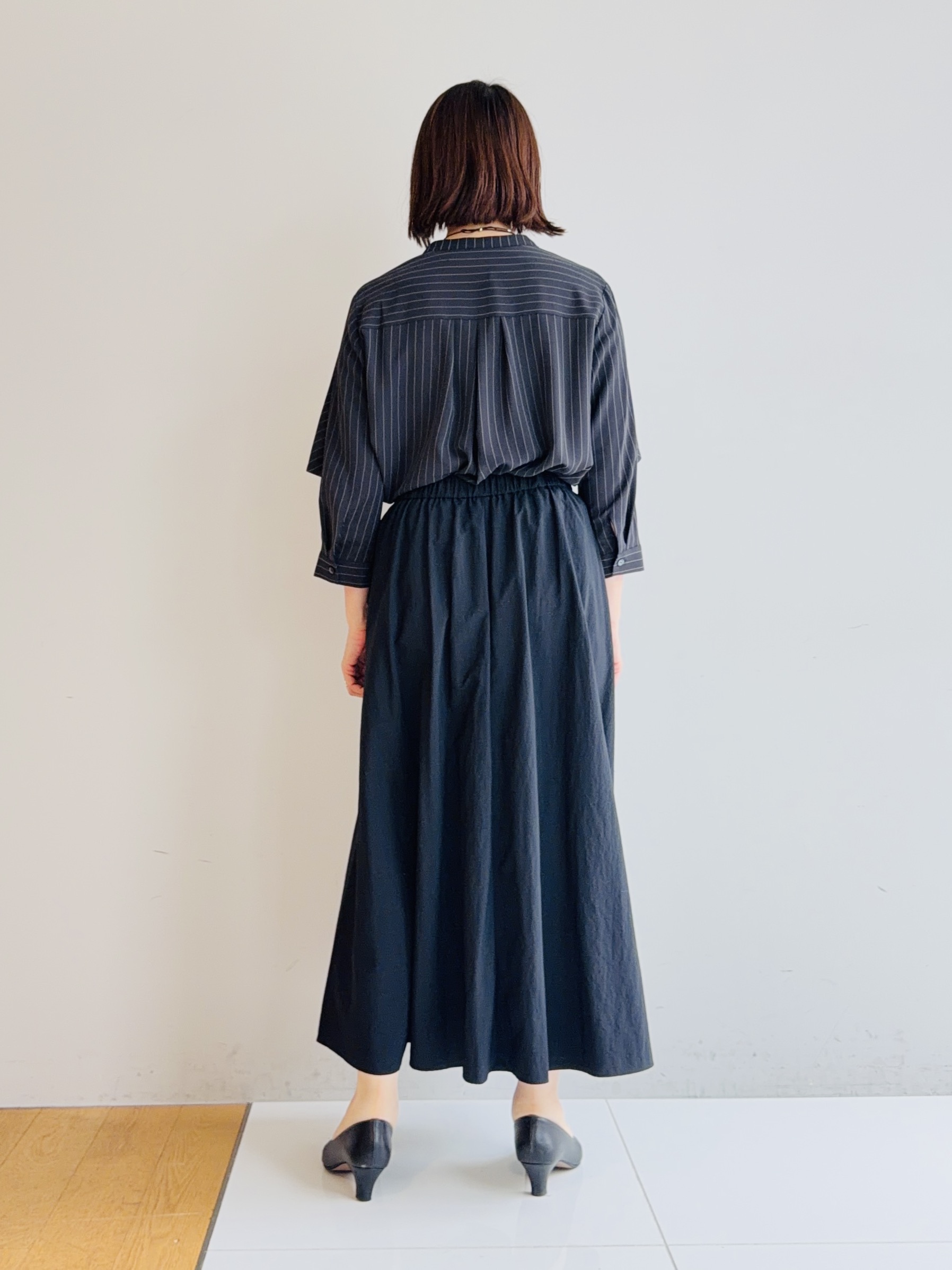 murayamaさんの「INDIVI｜【ラム革／美脚／通勤】レザーパンプス」を使ったコーディネート