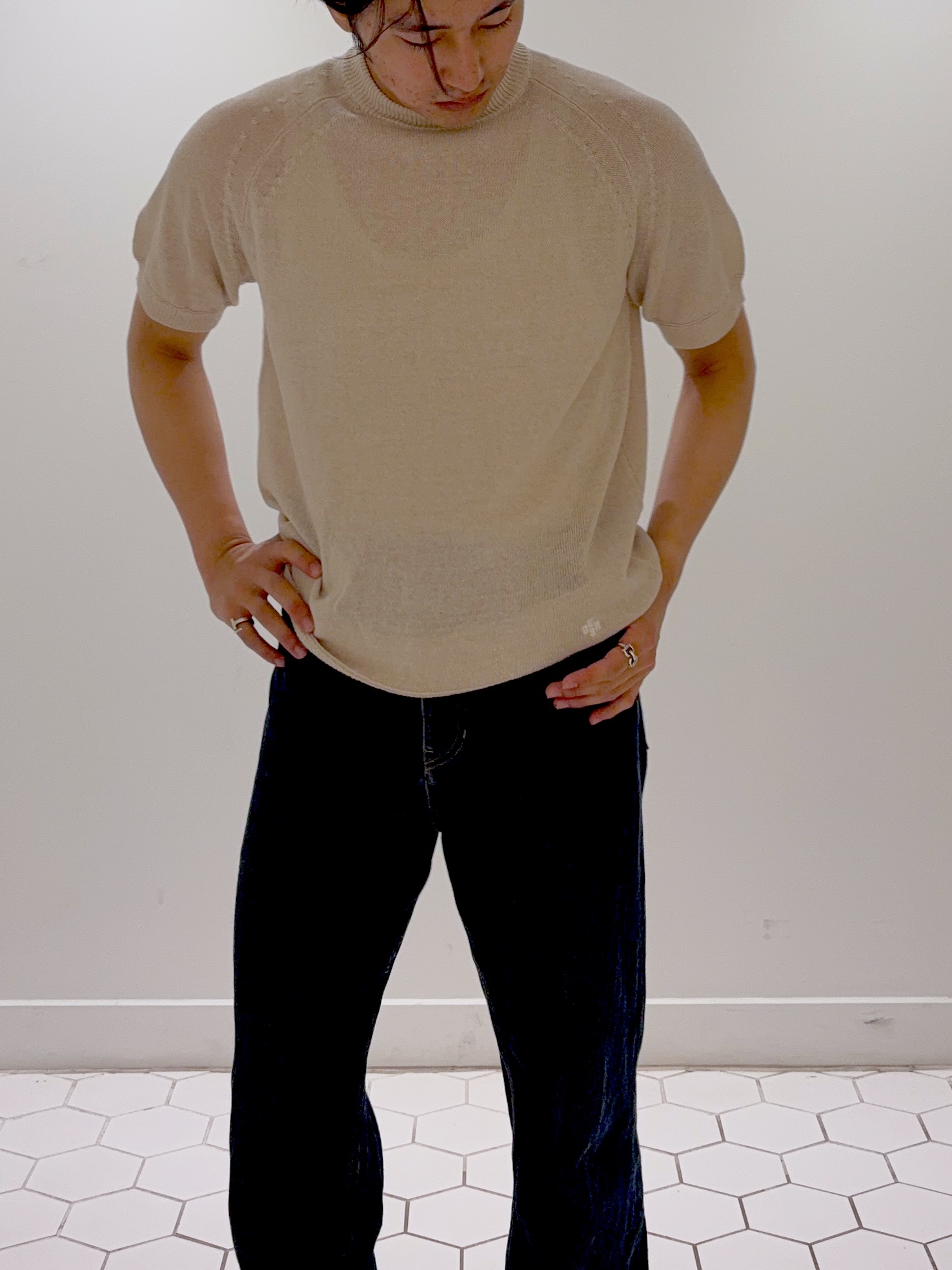takeruさんの「Dessin｜ペーパーブレンドニットTシャツ」を使ったコーディネート