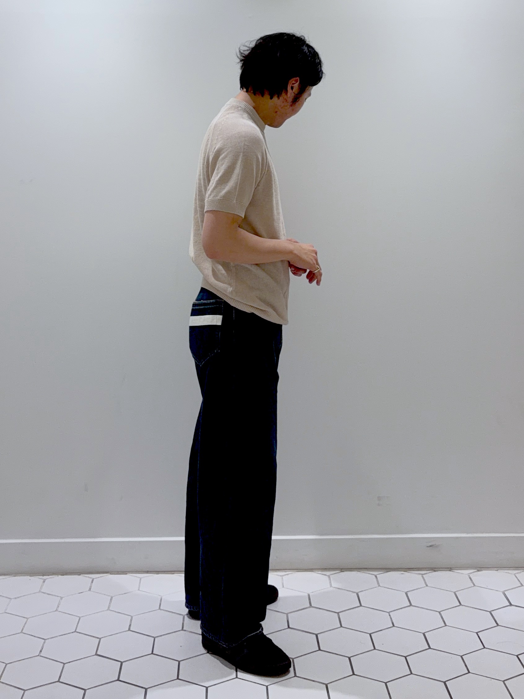 takeruさんの「Dessin｜ペーパーブレンドニットTシャツ」を使ったコーディネート