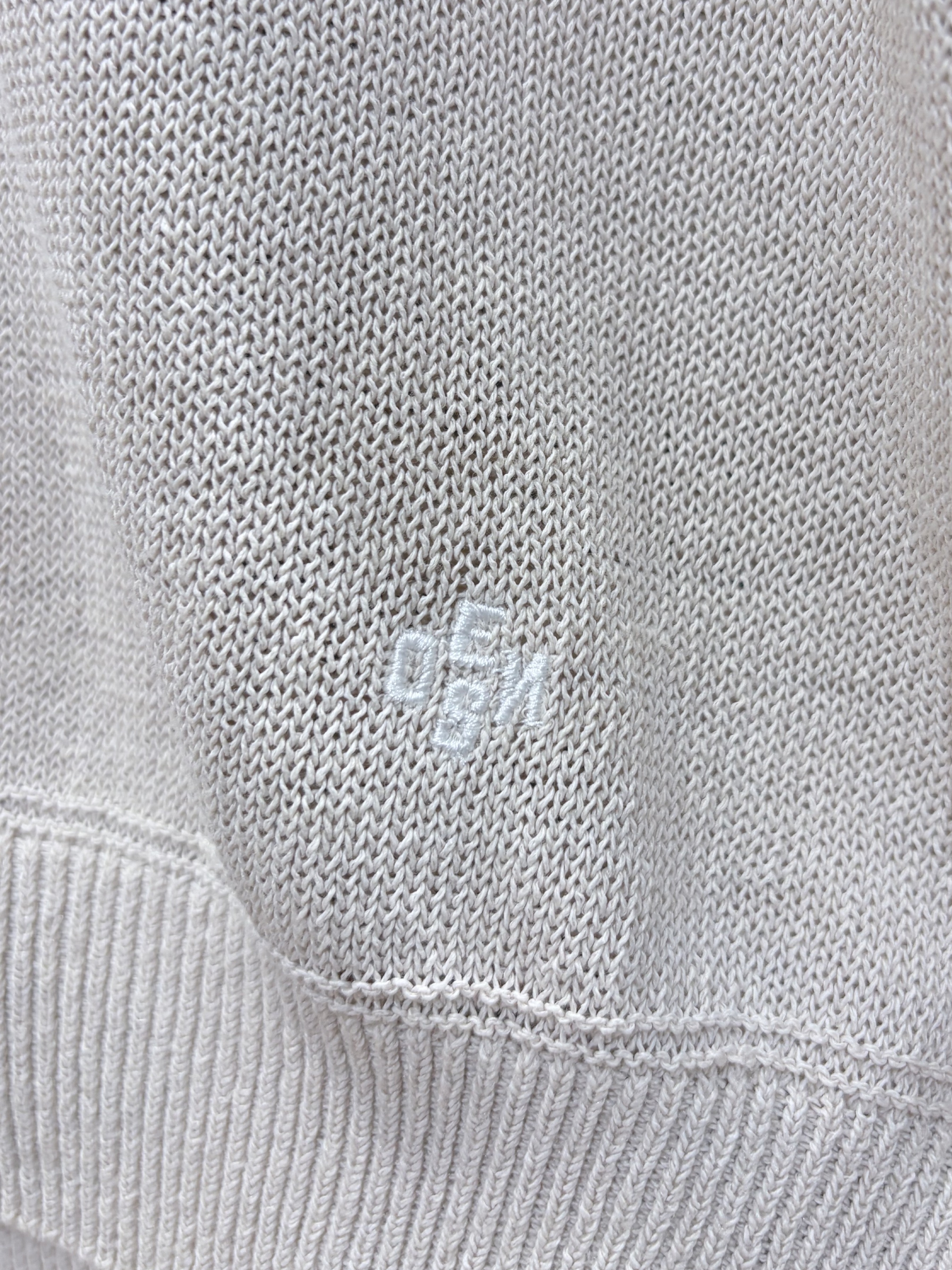 takeruさんの「Dessin｜ペーパーブレンドニットTシャツ」を使ったコーディネート