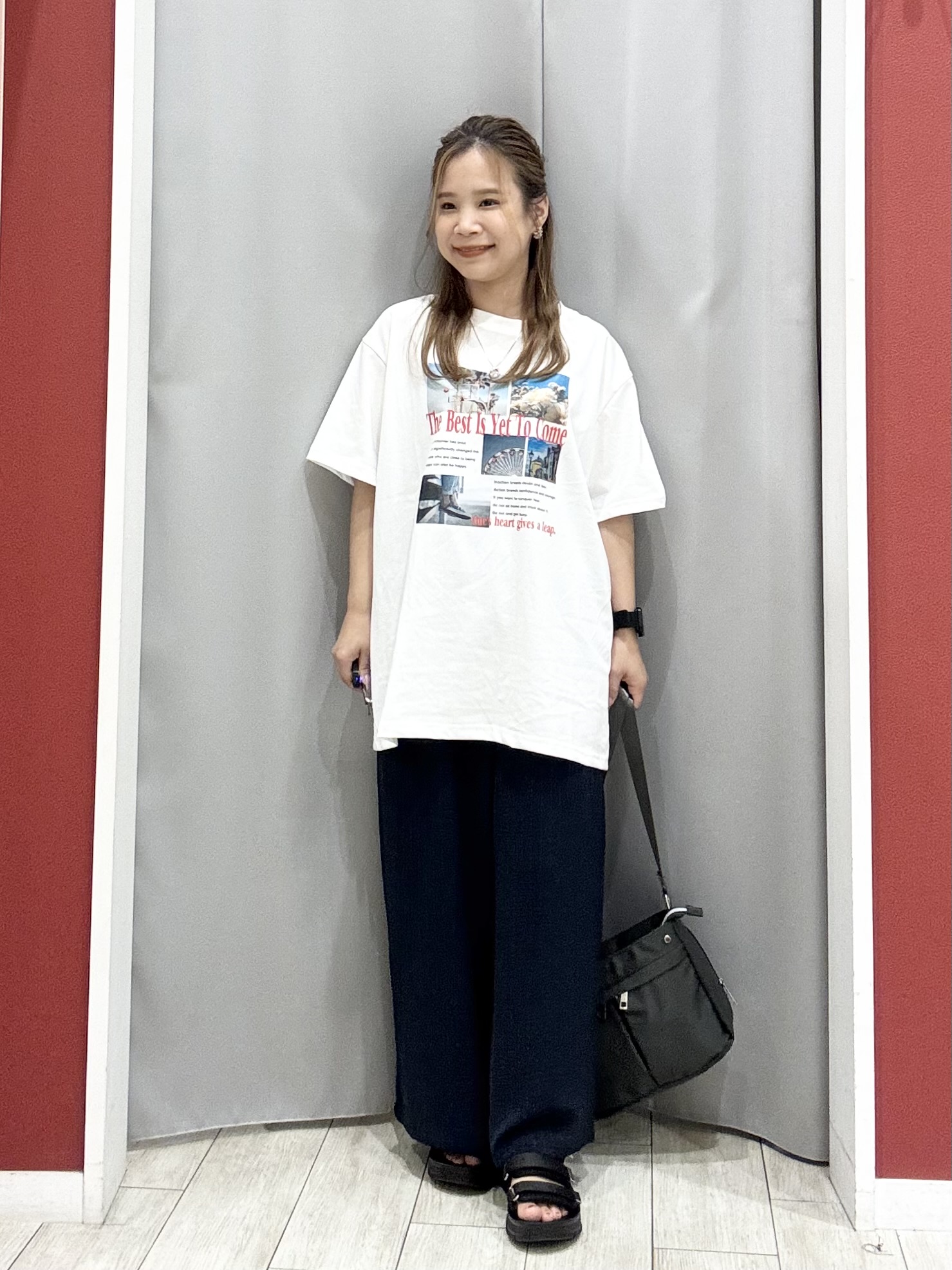 shioさんの「SHOO･LA･RUE｜【ひんやり/S-LL】選べる4柄　デイリー使いにぴったりなアソートTシャツ」を使ったコーディネート