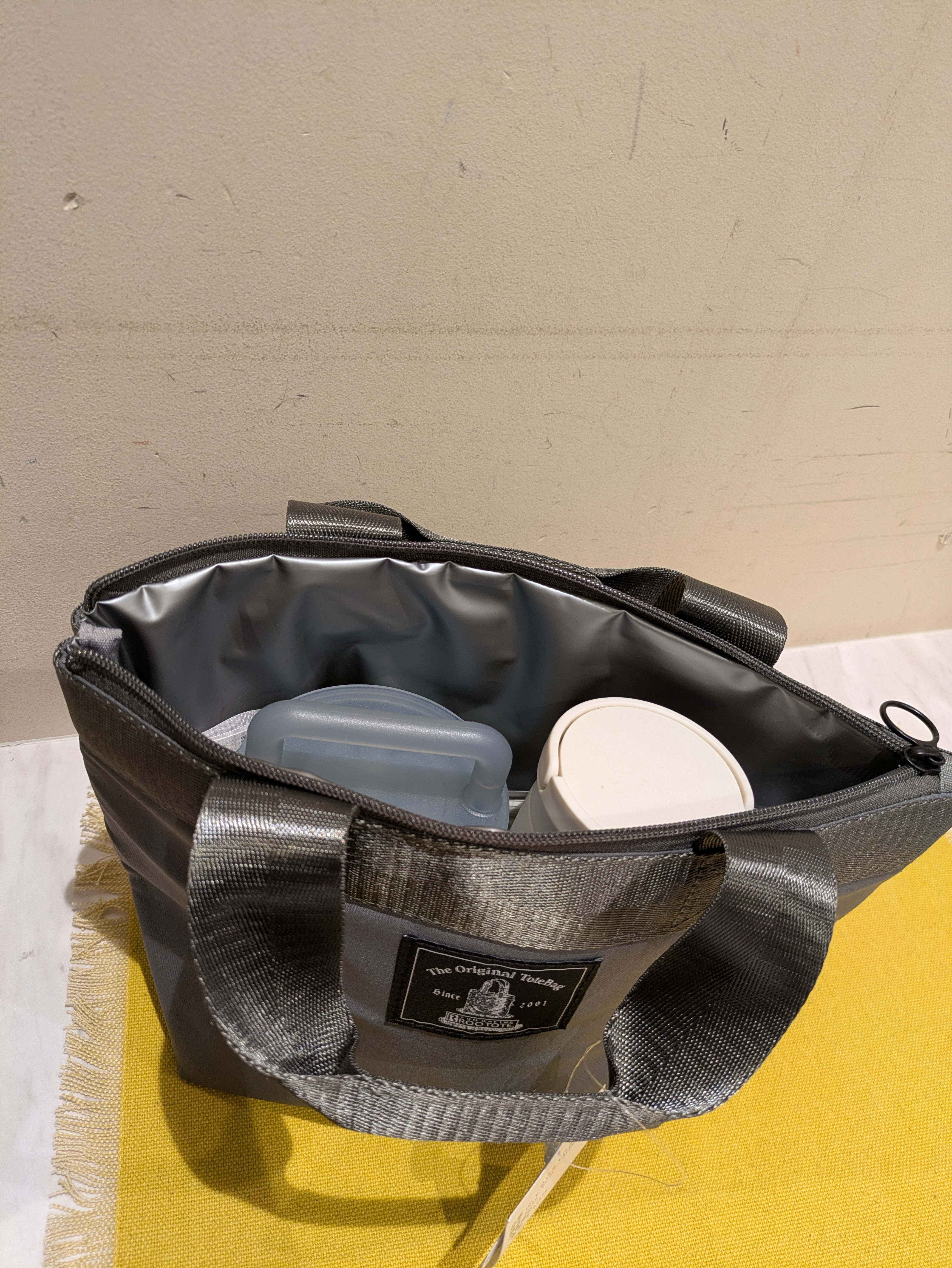 りんりんさんの「212 KITCHEN STORE｜サーモキーパー.ランチS.ベーシック GY ＜ROOTOTE ルートート＞」を使ったコーディネート