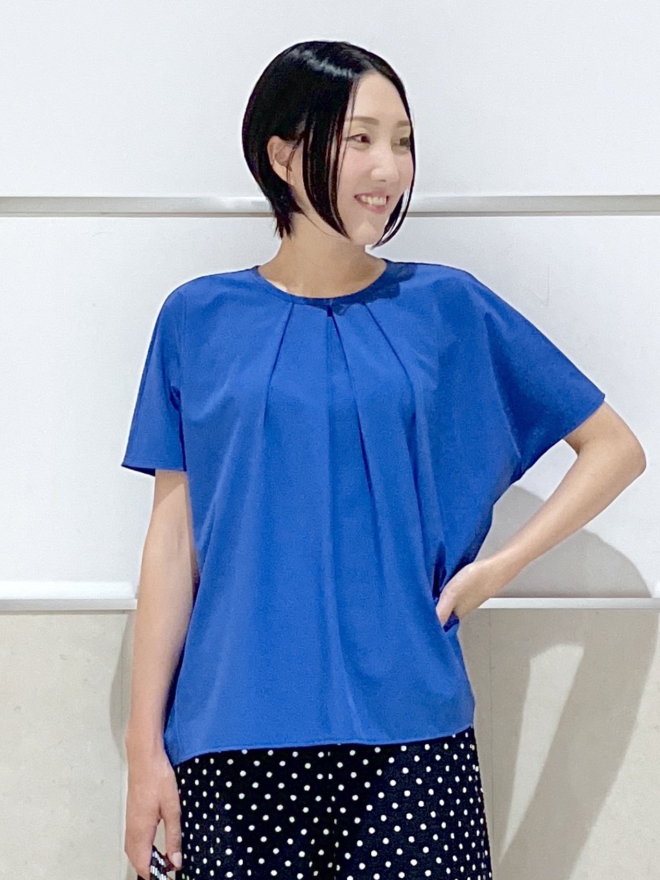eriko さんの「Dessin｜【接触冷感/UVカット】ドレープタックブラウス」を使ったコーディネート