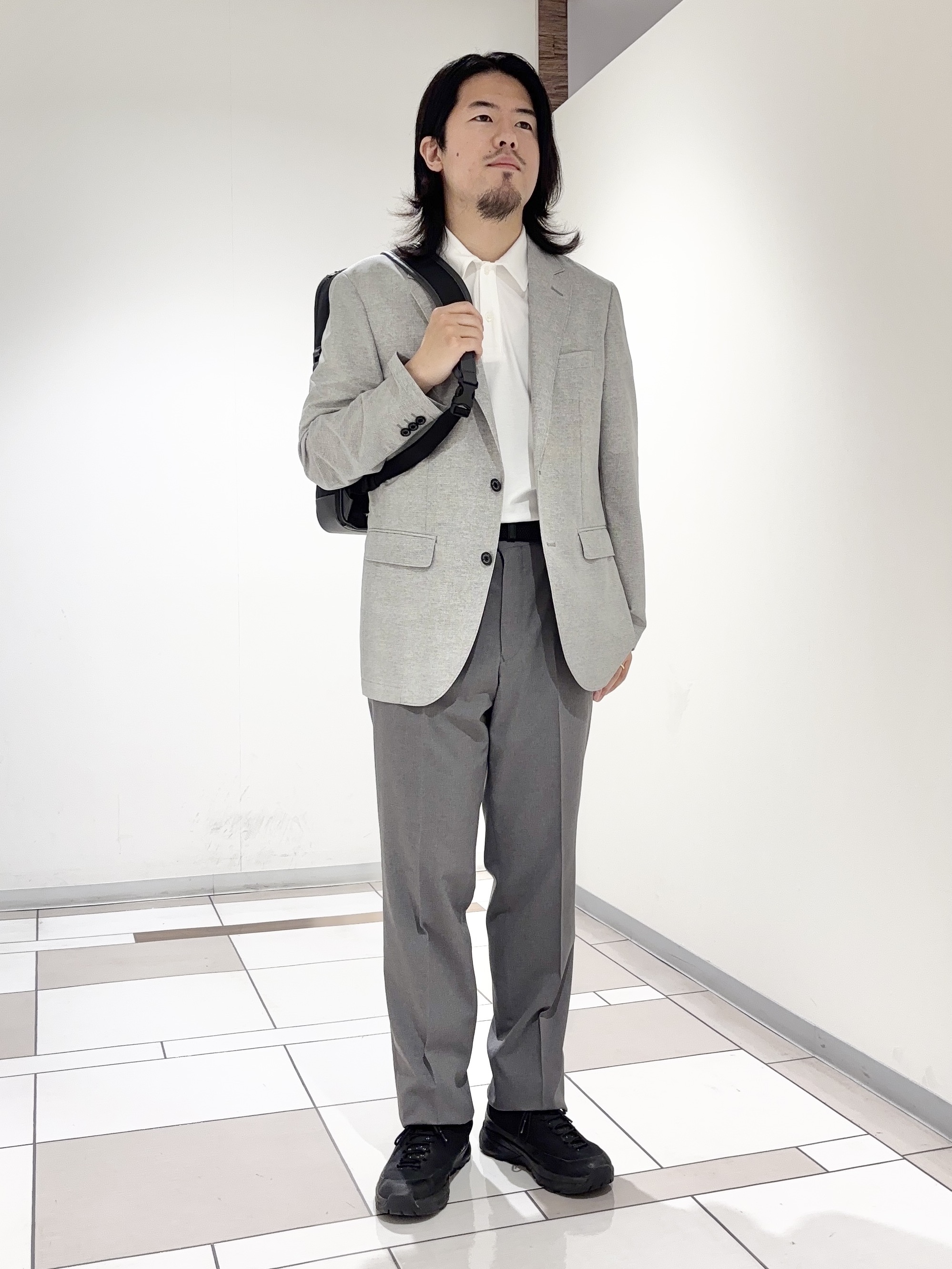及川さんの「TAKEO KIKUCHI｜【抗菌防臭】COOL DOTS（R）ドビープリント ジャケット」を使ったコーディネート