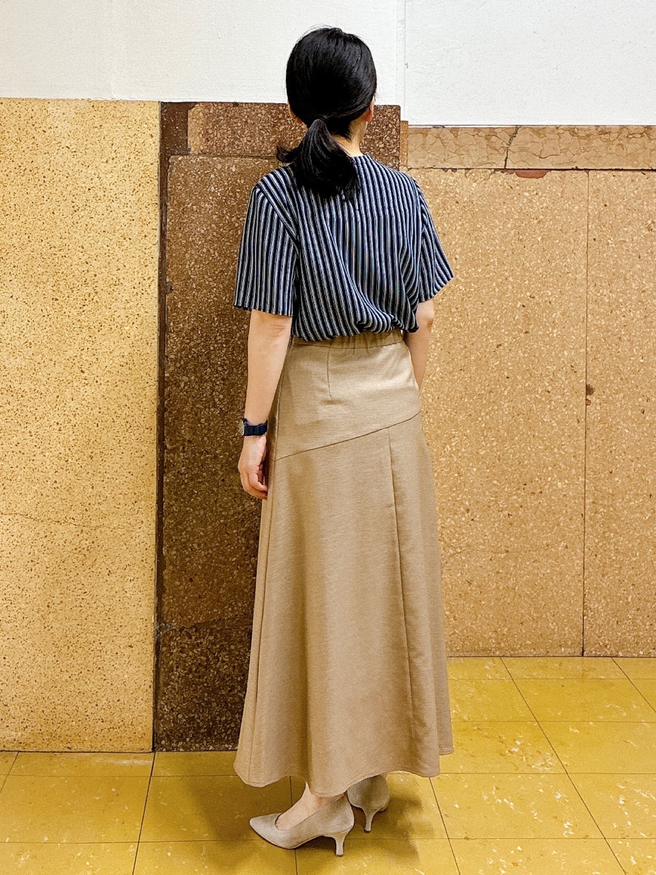 hattoriさんの「INDIVI｜【洗える／UVケア】ストライプ柄＆無地 ボウタイ風 半袖ブラウス」を使ったコーディネート