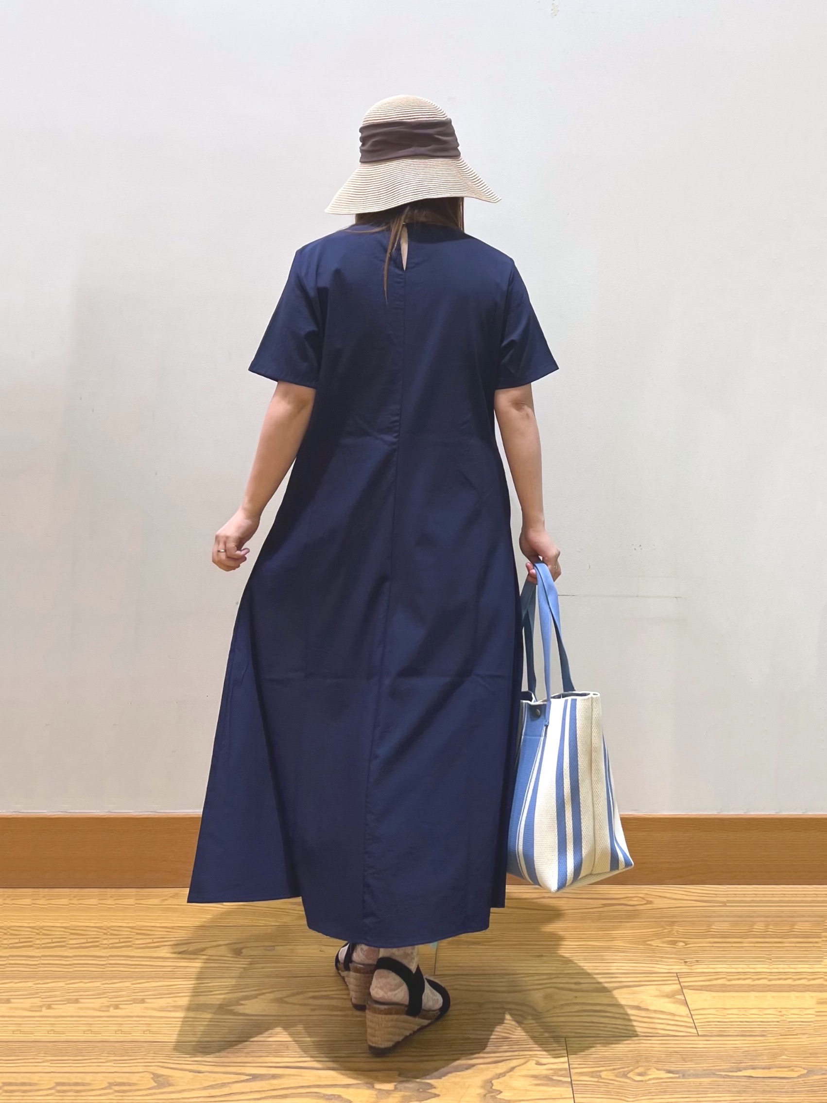 ゆっきーさんの「SHOO･LA･RUE｜【S-LL/洗濯機可/セットアップ可】軽凛(かろりん) ひんやり切替ワンピース」を使ったコーディネート