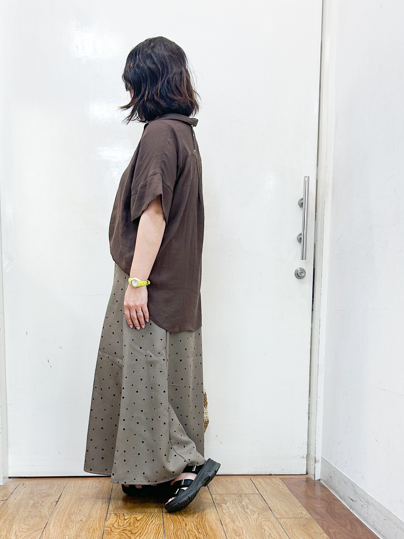 haruさんの「SHOO･LA･RUE｜【2点セット/S-LL/洗濯機可】時短でコーデ決まる スラブスキッパーシャツ＋タンクトップ」を使ったコーディネート