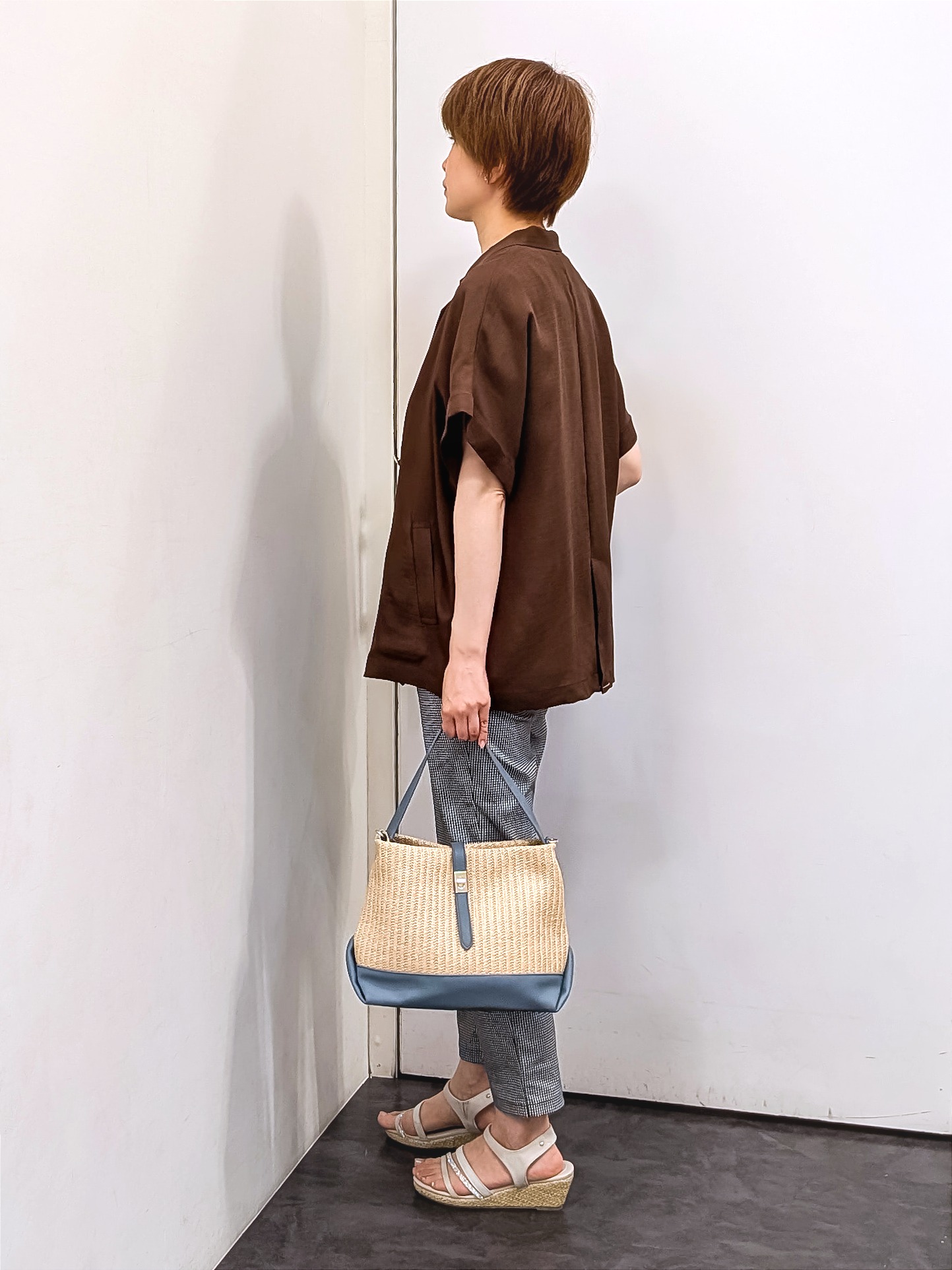 やまちゃんさんの「grove｜【洗濯機OK・ひんやり/SETUP可】シワになりにくいハーフスリーブジャケット」を使ったコーディネート