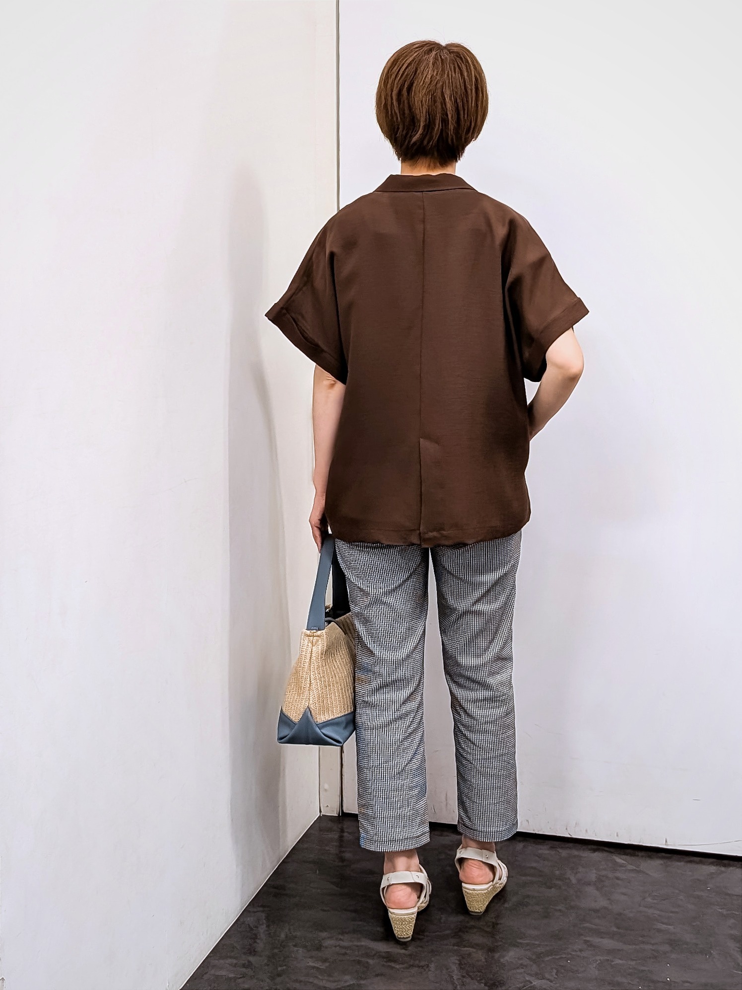 やまちゃんさんの「grove｜【洗濯機OK・ひんやり/SETUP可】シワになりにくいハーフスリーブジャケット」を使ったコーディネート